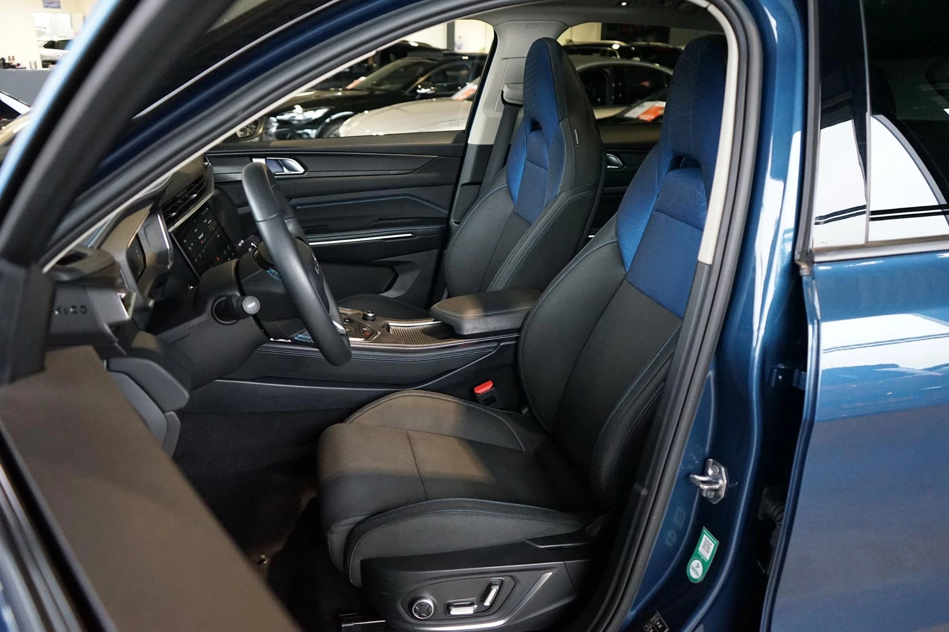 Hoofdafbeelding Lynk & Co 01