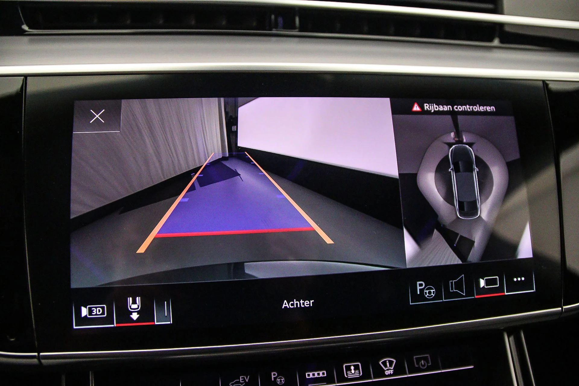 Hoofdafbeelding Audi A8