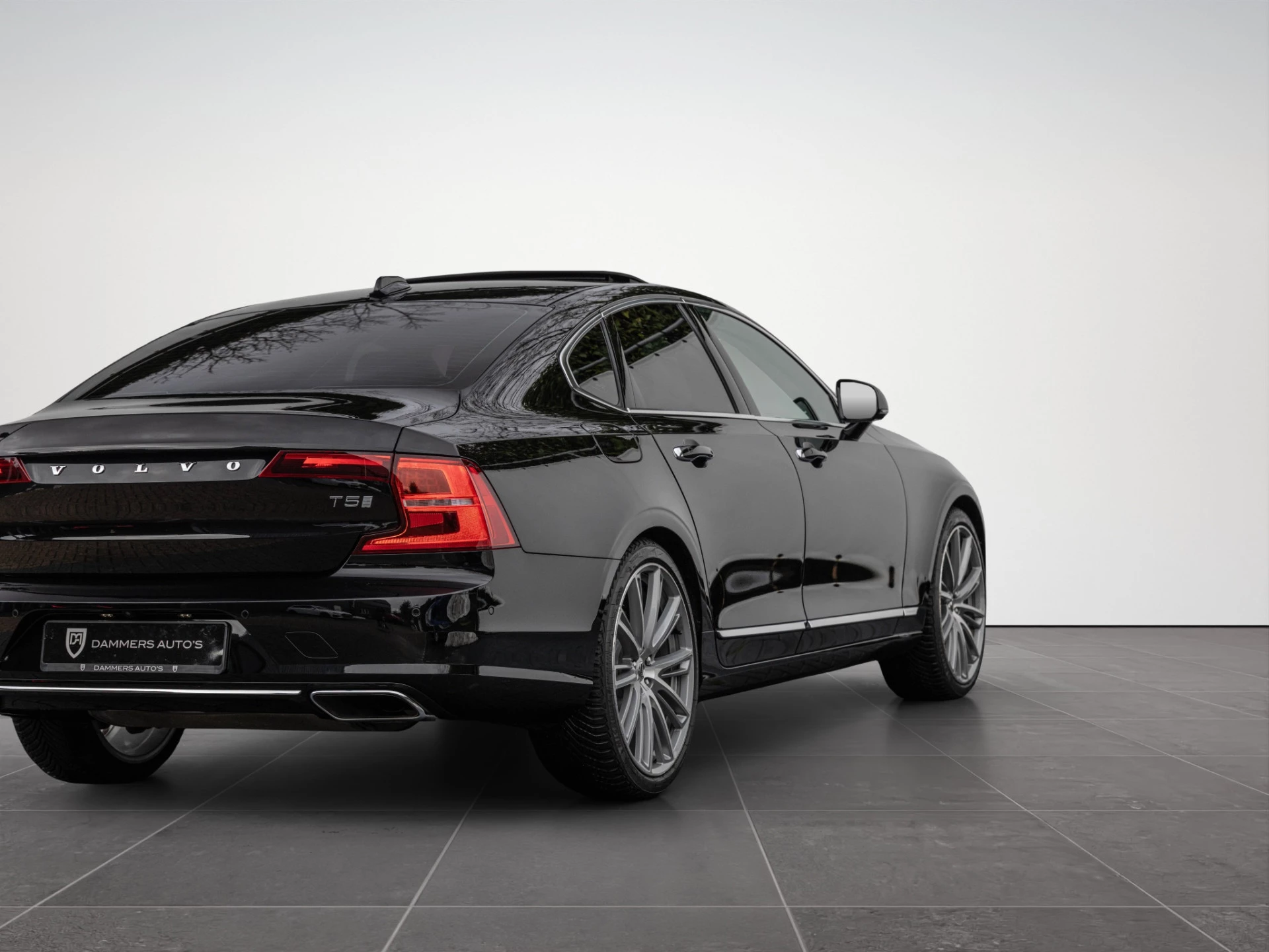Hoofdafbeelding Volvo S90