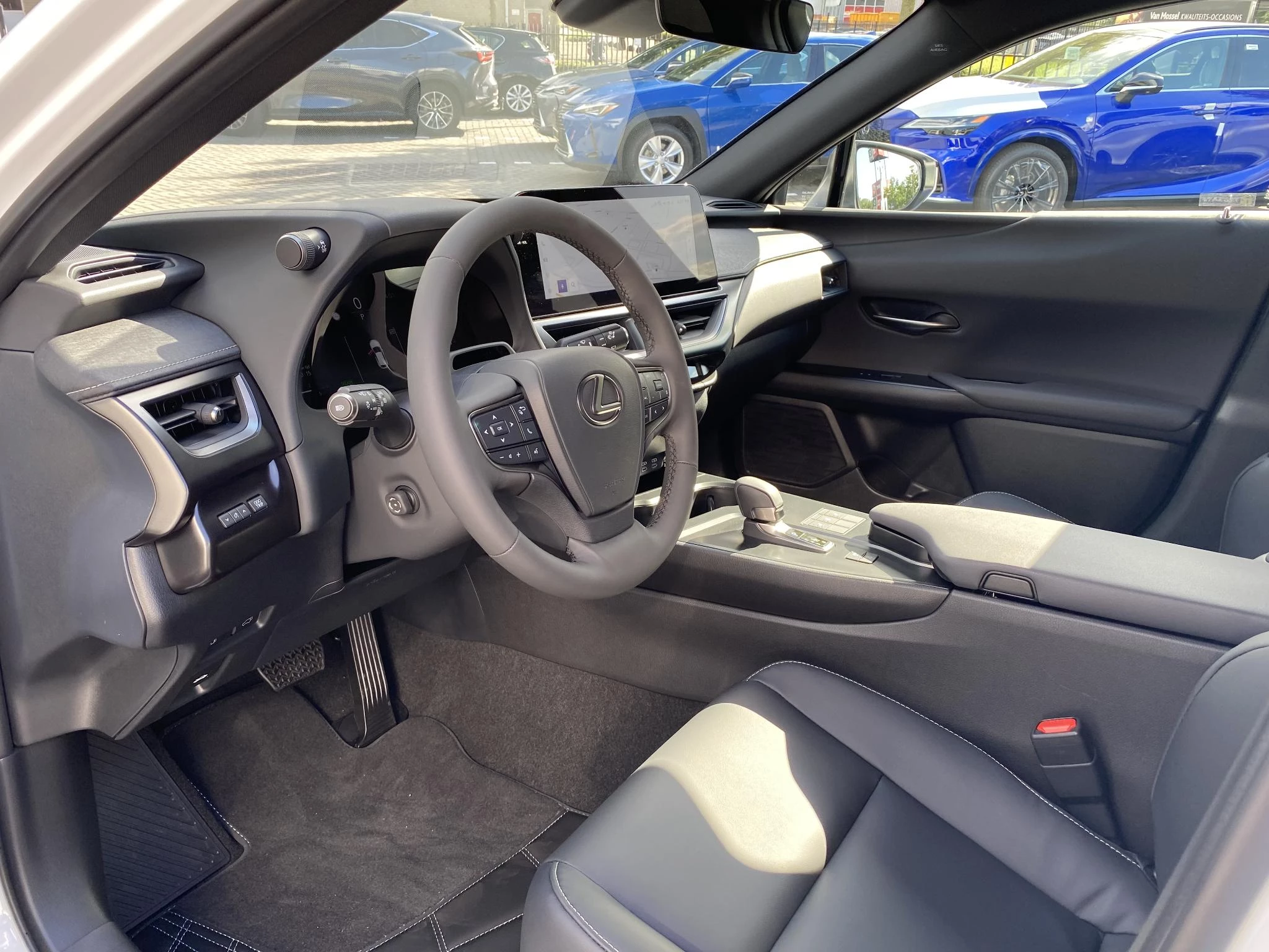 Hoofdafbeelding Lexus UX