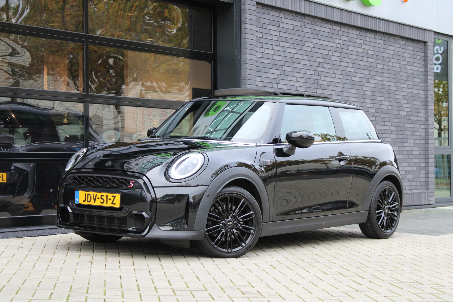 Hoofdafbeelding MINI Cooper S