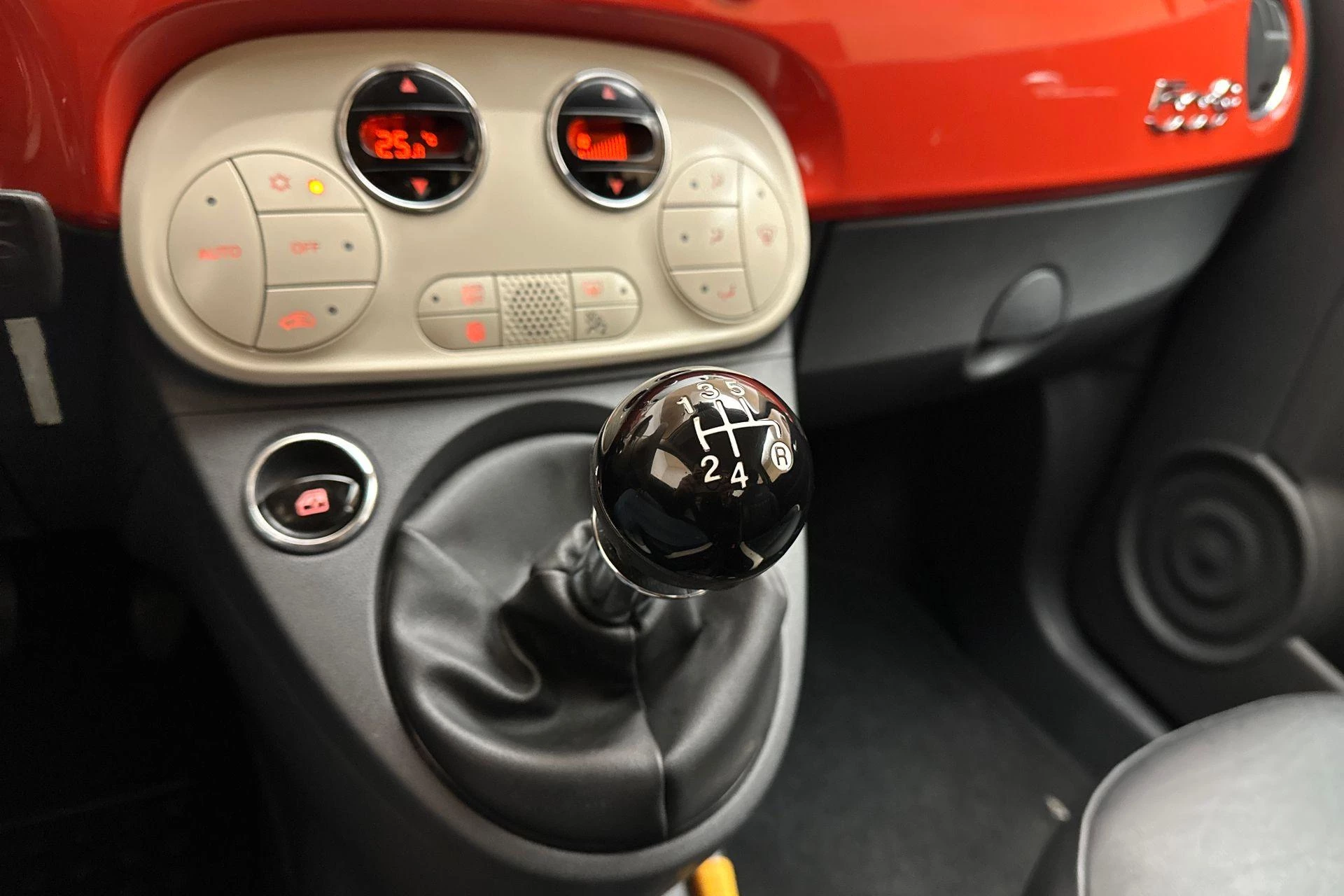 Hoofdafbeelding Fiat 500C