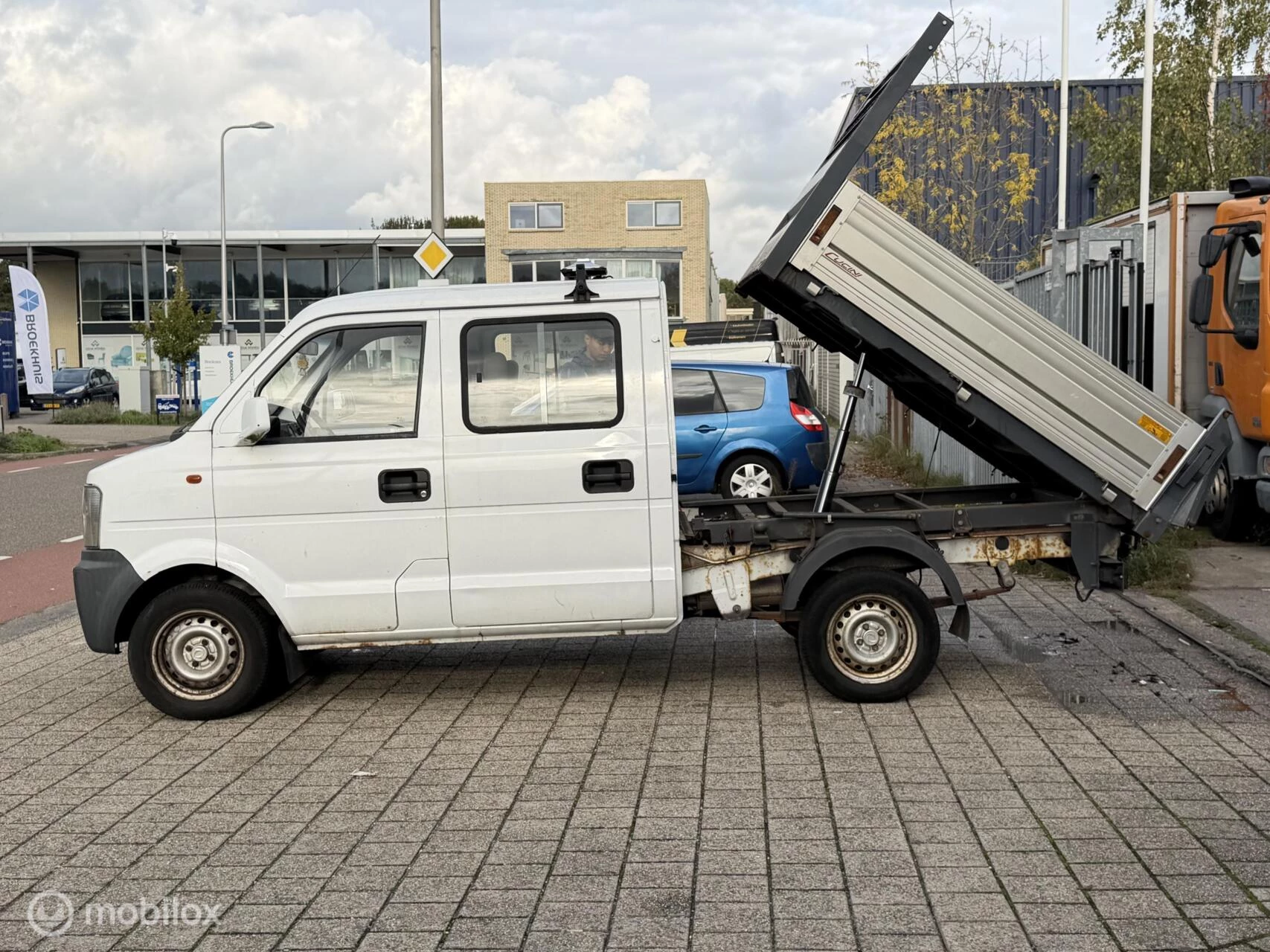 Hoofdafbeelding DFSK V-serie