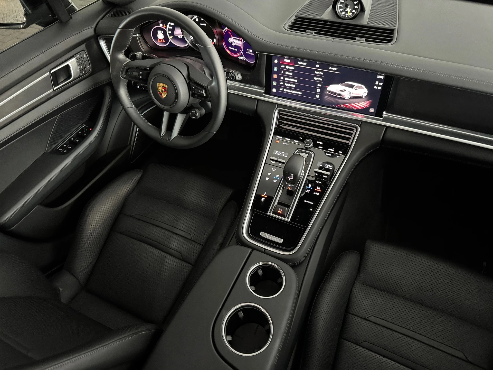 Hoofdafbeelding Porsche Panamera