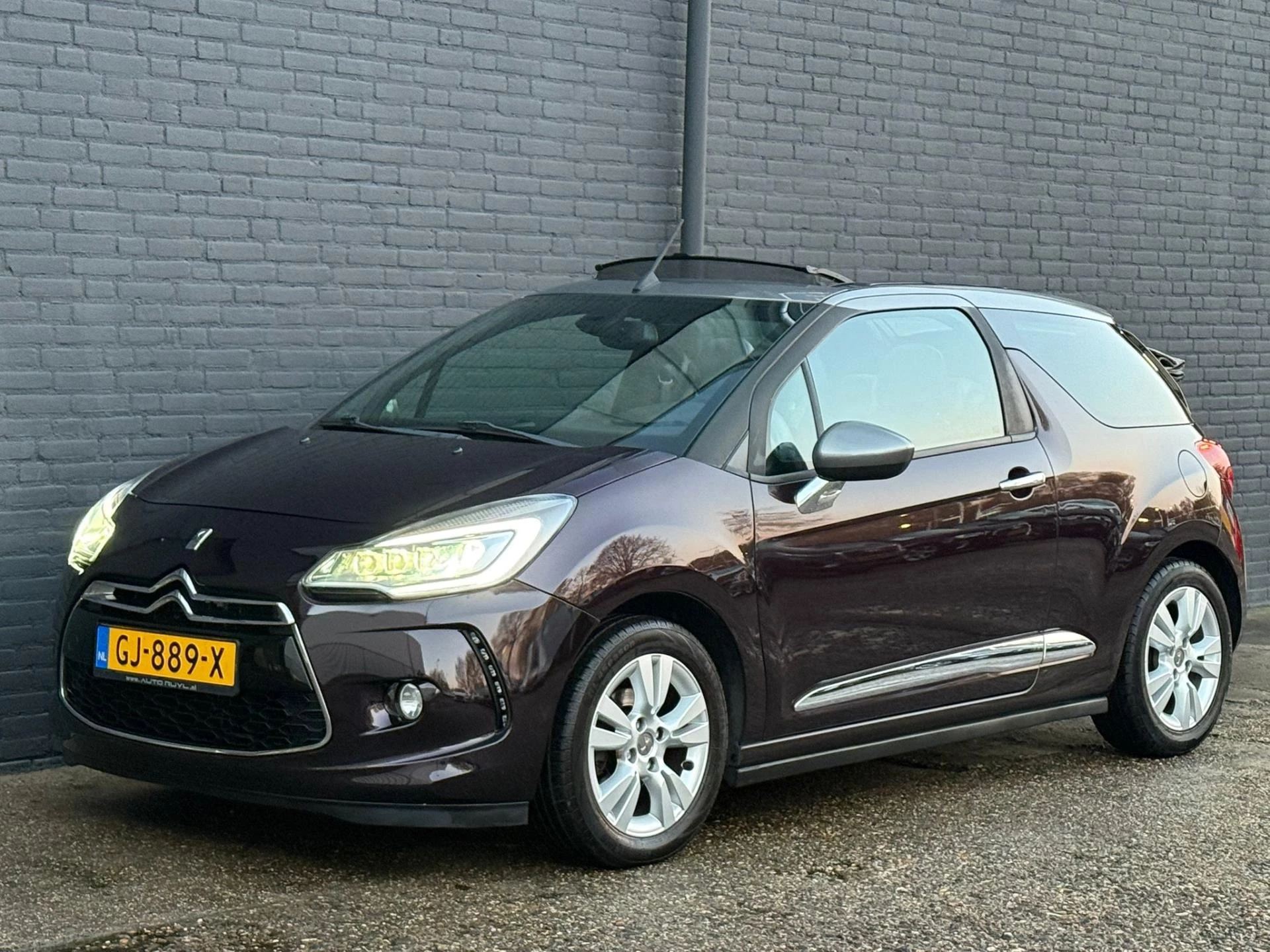Hoofdafbeelding DS DS 3