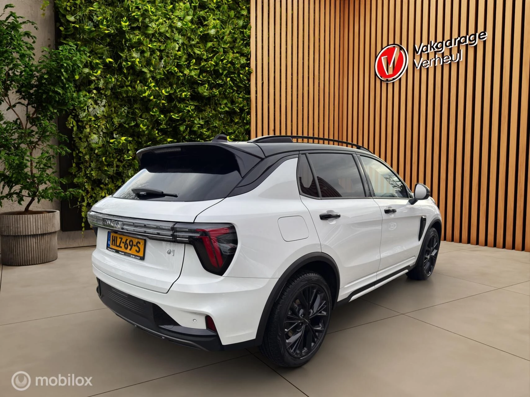 Hoofdafbeelding Lynk & Co 01