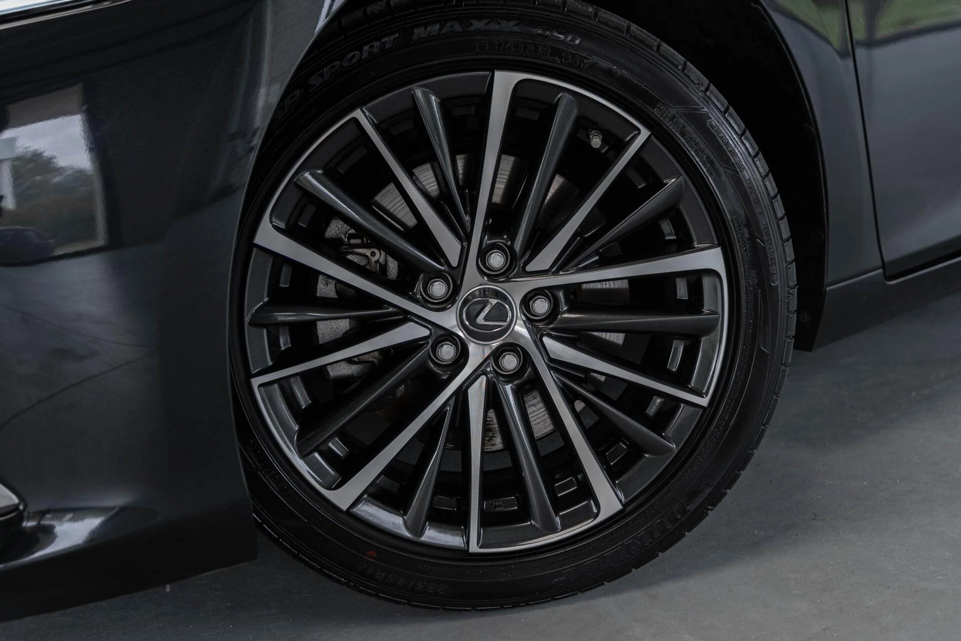 Hoofdafbeelding Lexus ES
