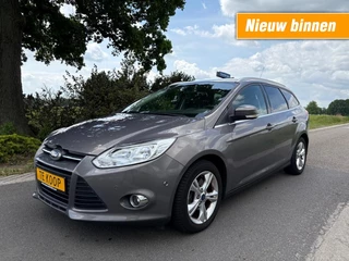 Hoofdafbeelding Ford Focus Ford Focus 1.6 150 PK! / BOMVOLL / INPARK / NAVI / TITANIUM