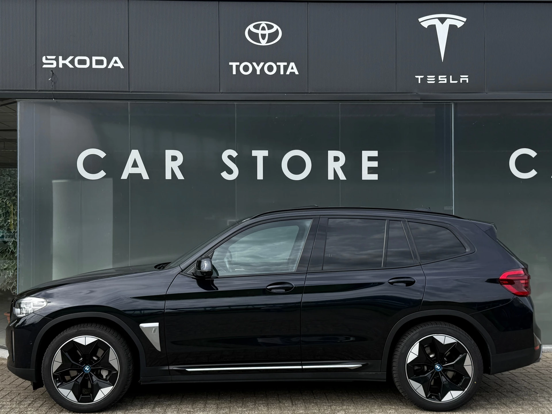 Hoofdafbeelding BMW iX3