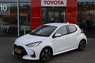 Toyota Yaris 1.5 HYBRID DYNAMIC APPLE/ANDROID STOEL+STUURVERWARMING LM-VELGEN CAMERA AD-CRUISE