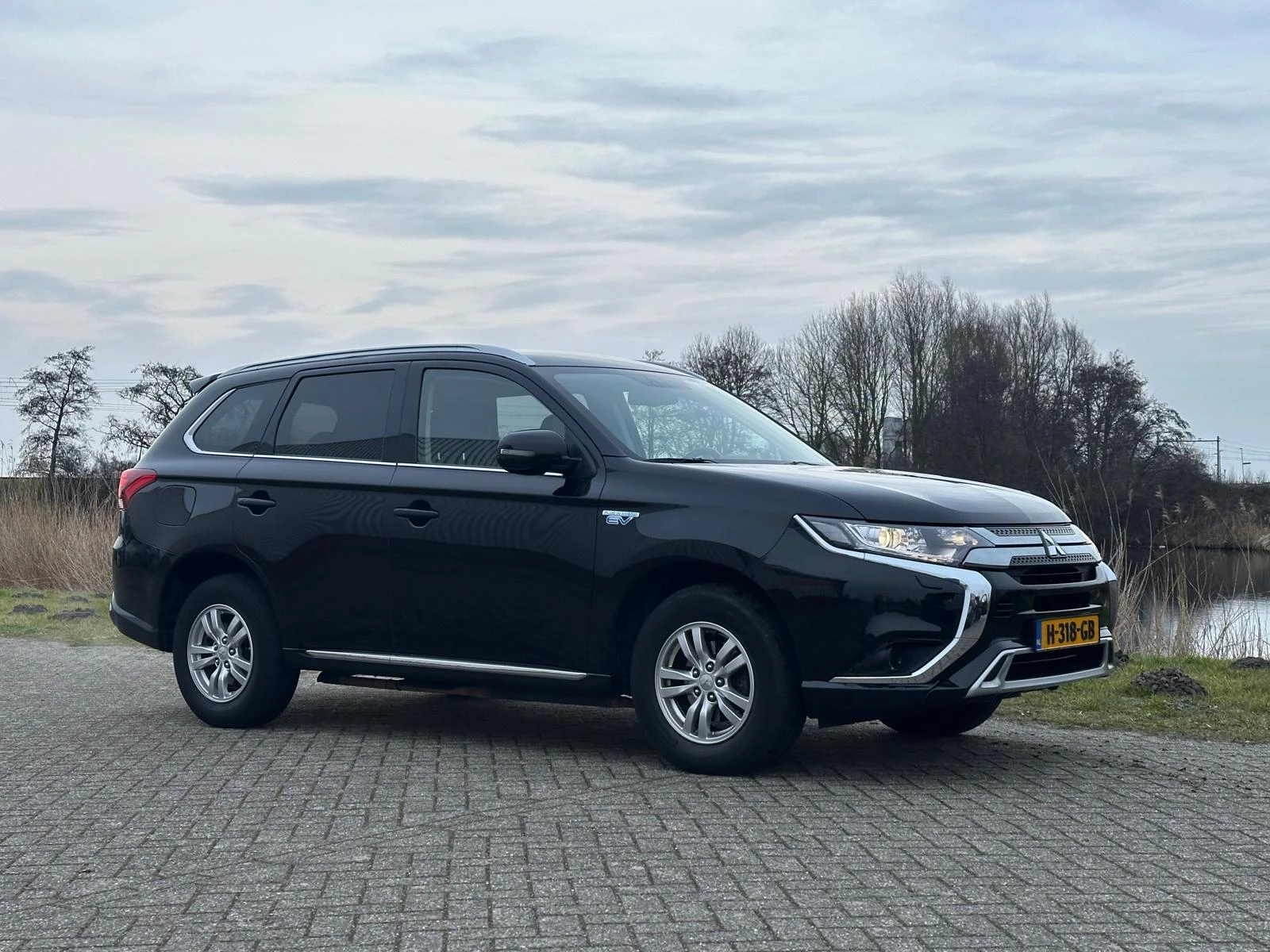 Hoofdafbeelding Mitsubishi Outlander