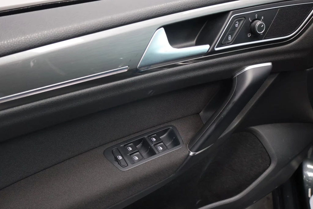 Hoofdafbeelding Volkswagen Golf Sportsvan