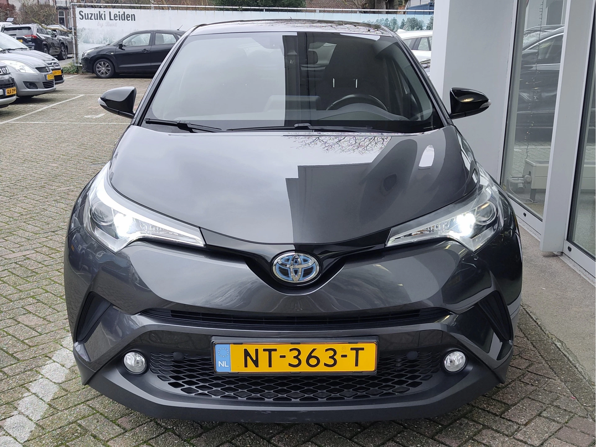 Hoofdafbeelding Toyota C-HR