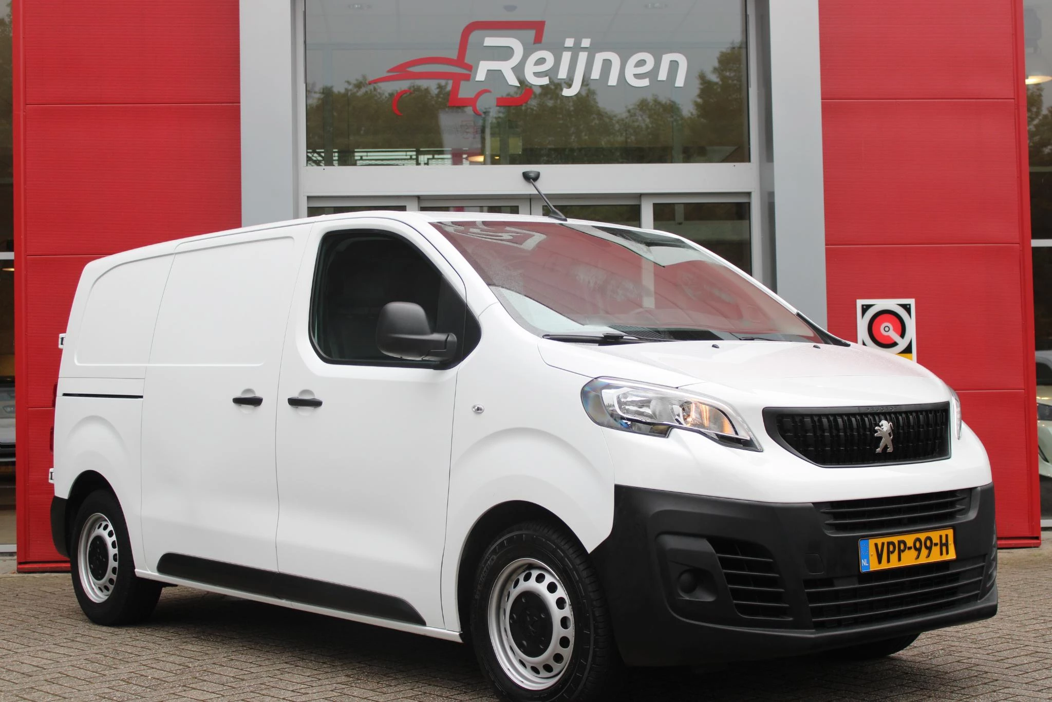 Hoofdafbeelding Peugeot e-Expert