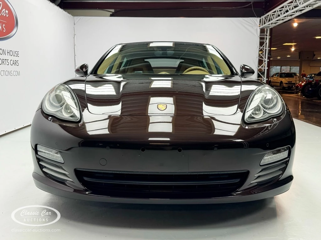 Hoofdafbeelding Porsche Panamera