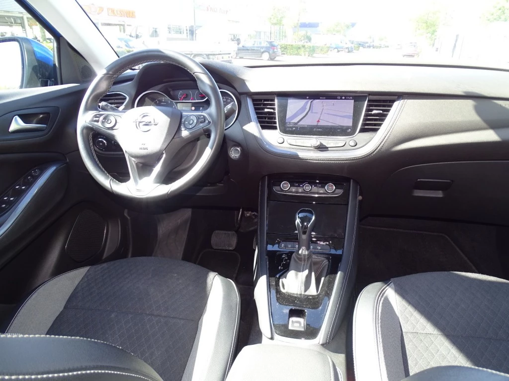 Hoofdafbeelding Opel Grandland X