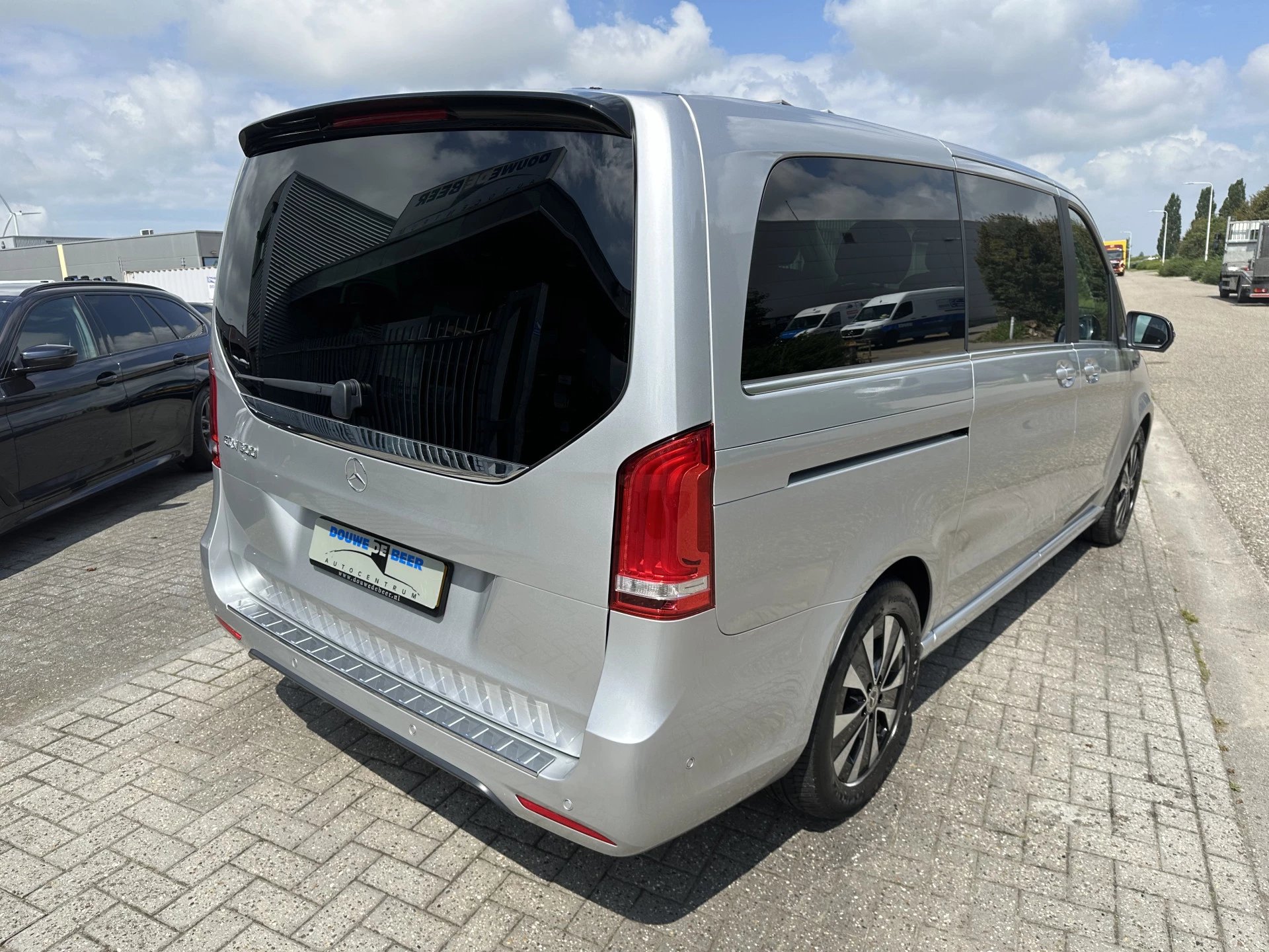 Hoofdafbeelding Mercedes-Benz EQV