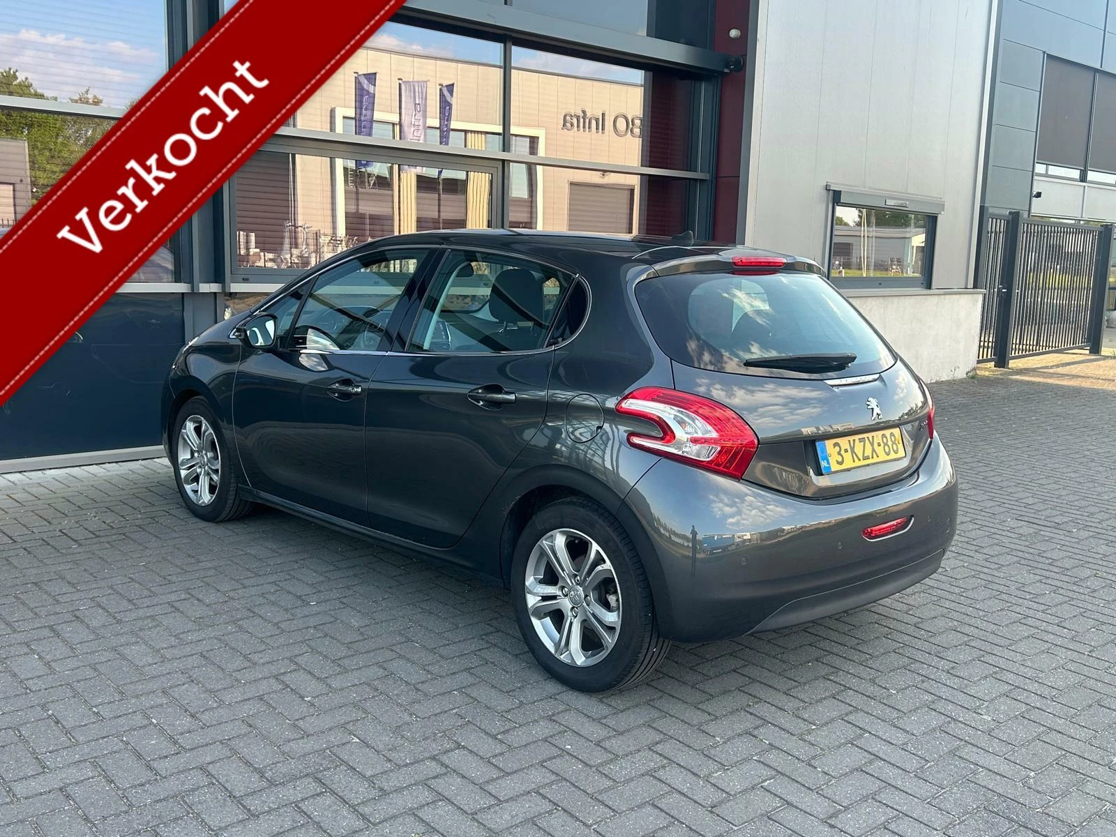 Hoofdafbeelding Peugeot 208