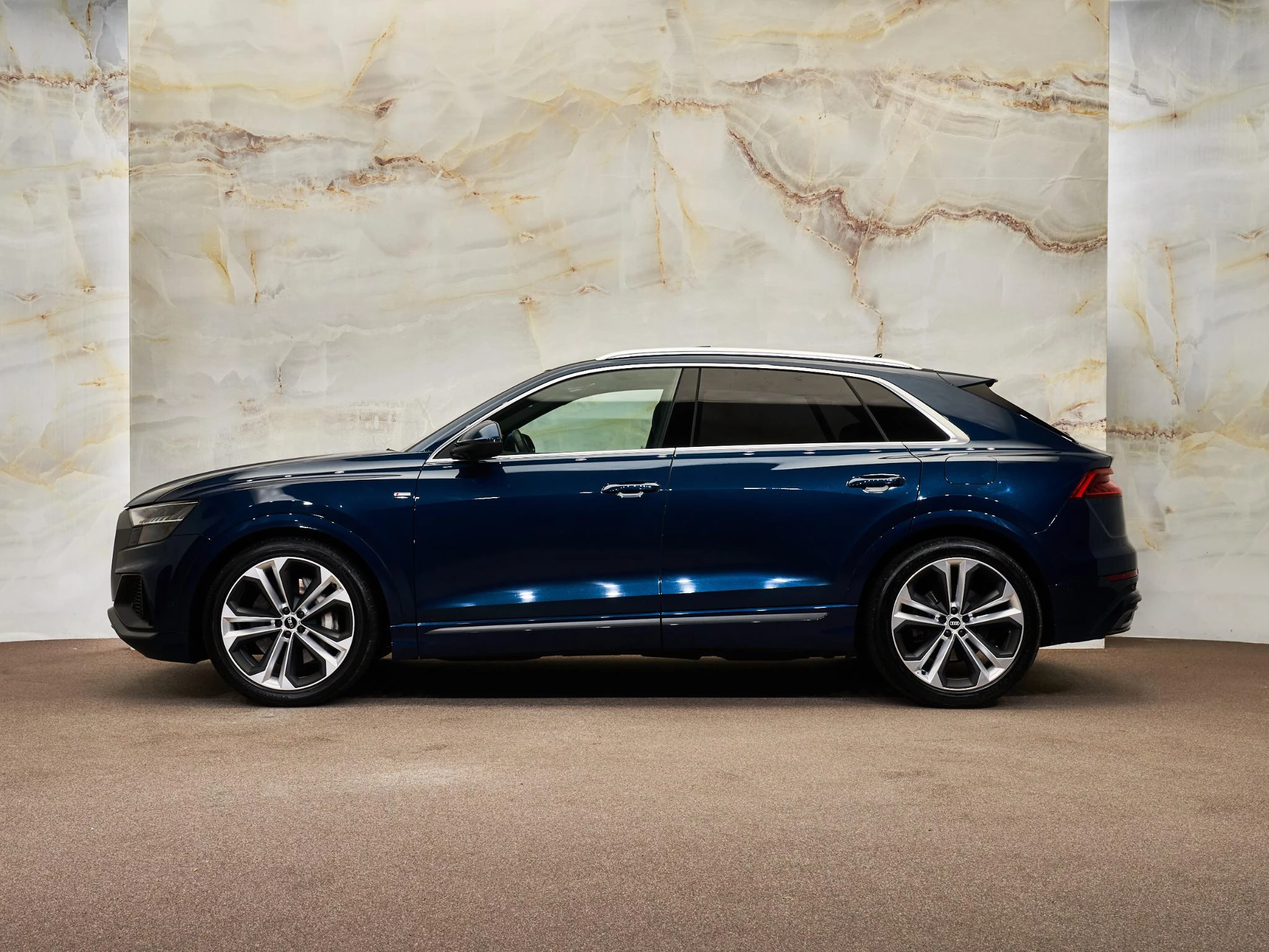 Hoofdafbeelding Audi Q8