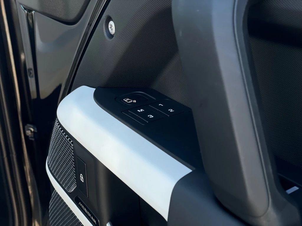 Hoofdafbeelding Land Rover Defender