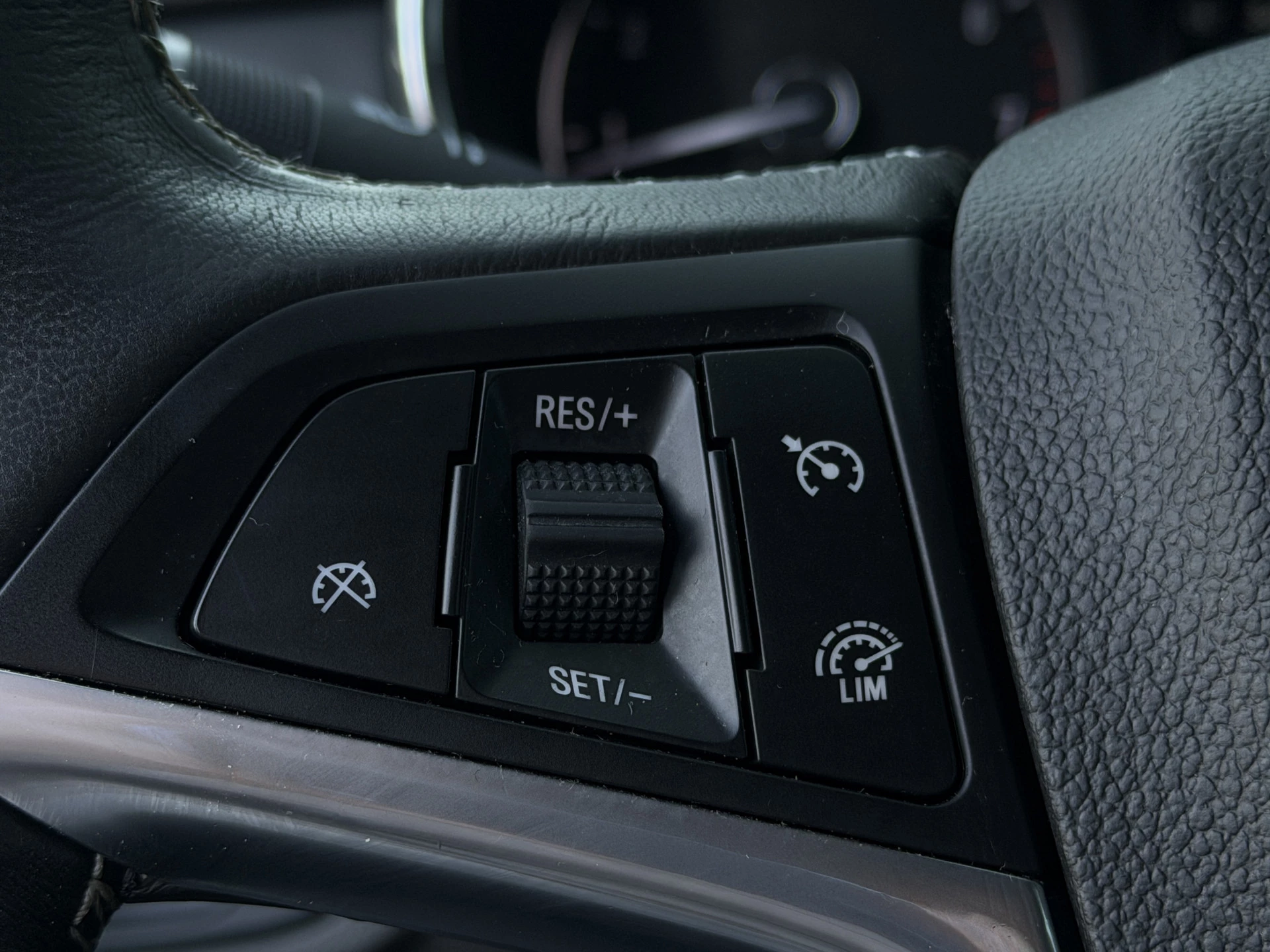 Hoofdafbeelding Opel Mokka X