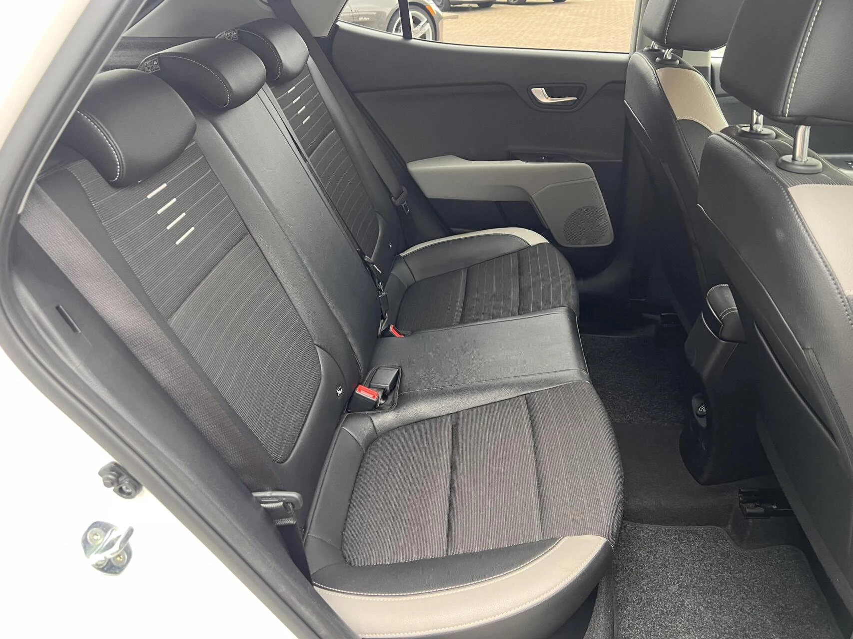 Hoofdafbeelding Kia Stonic