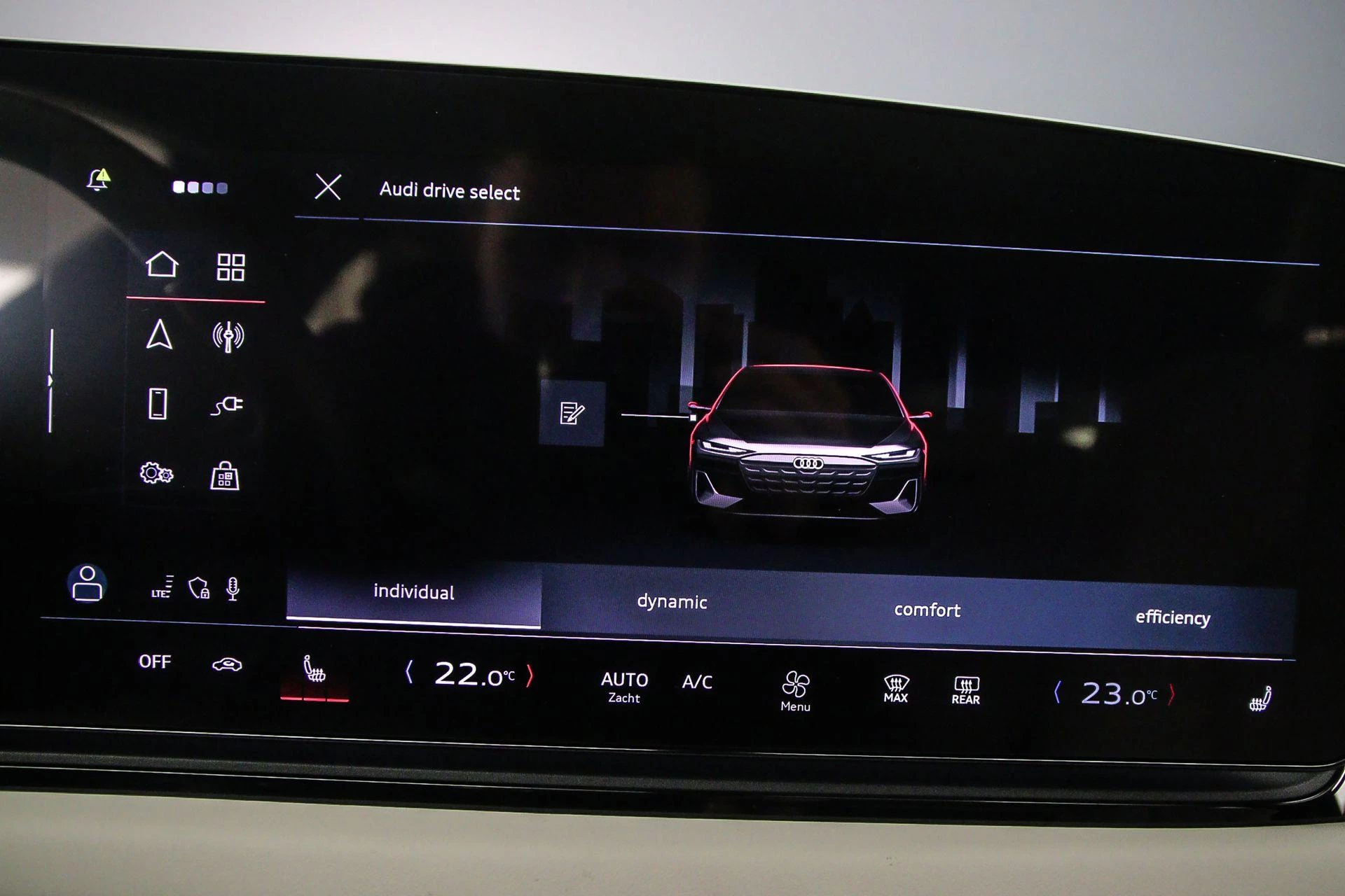 Hoofdafbeelding Audi A6 Avant e-tron