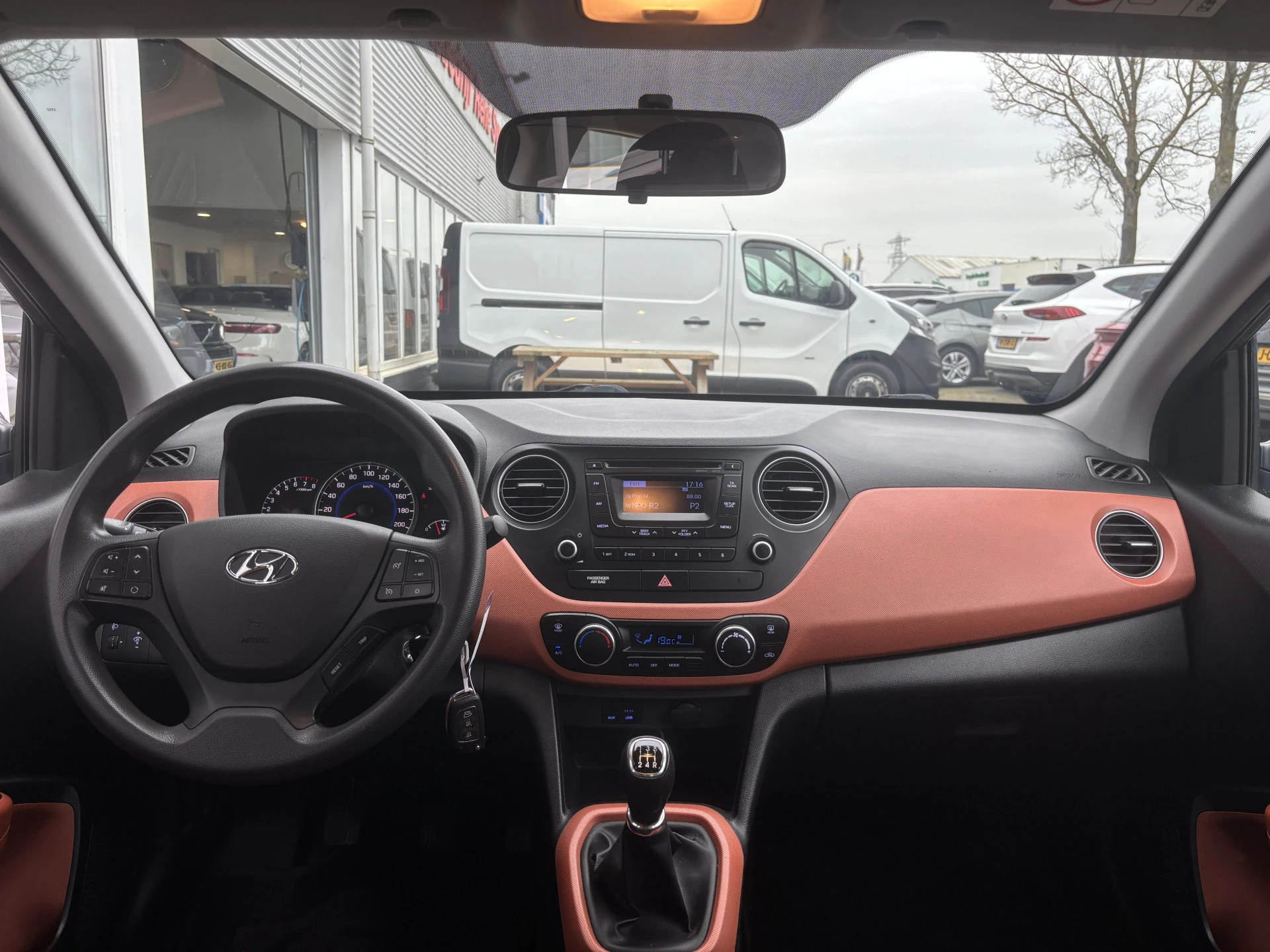 Hoofdafbeelding Hyundai i10