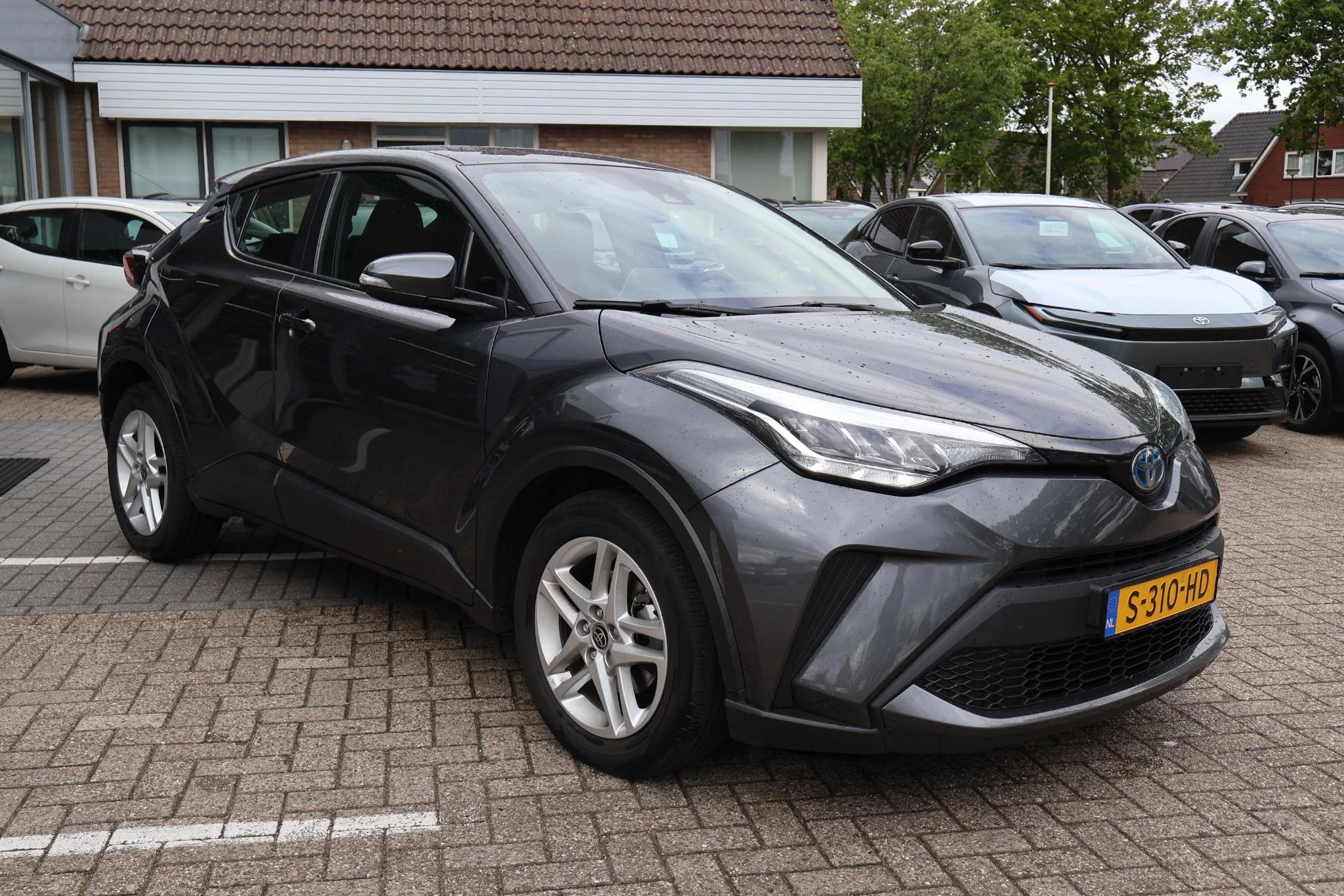 Hoofdafbeelding Toyota C-HR
