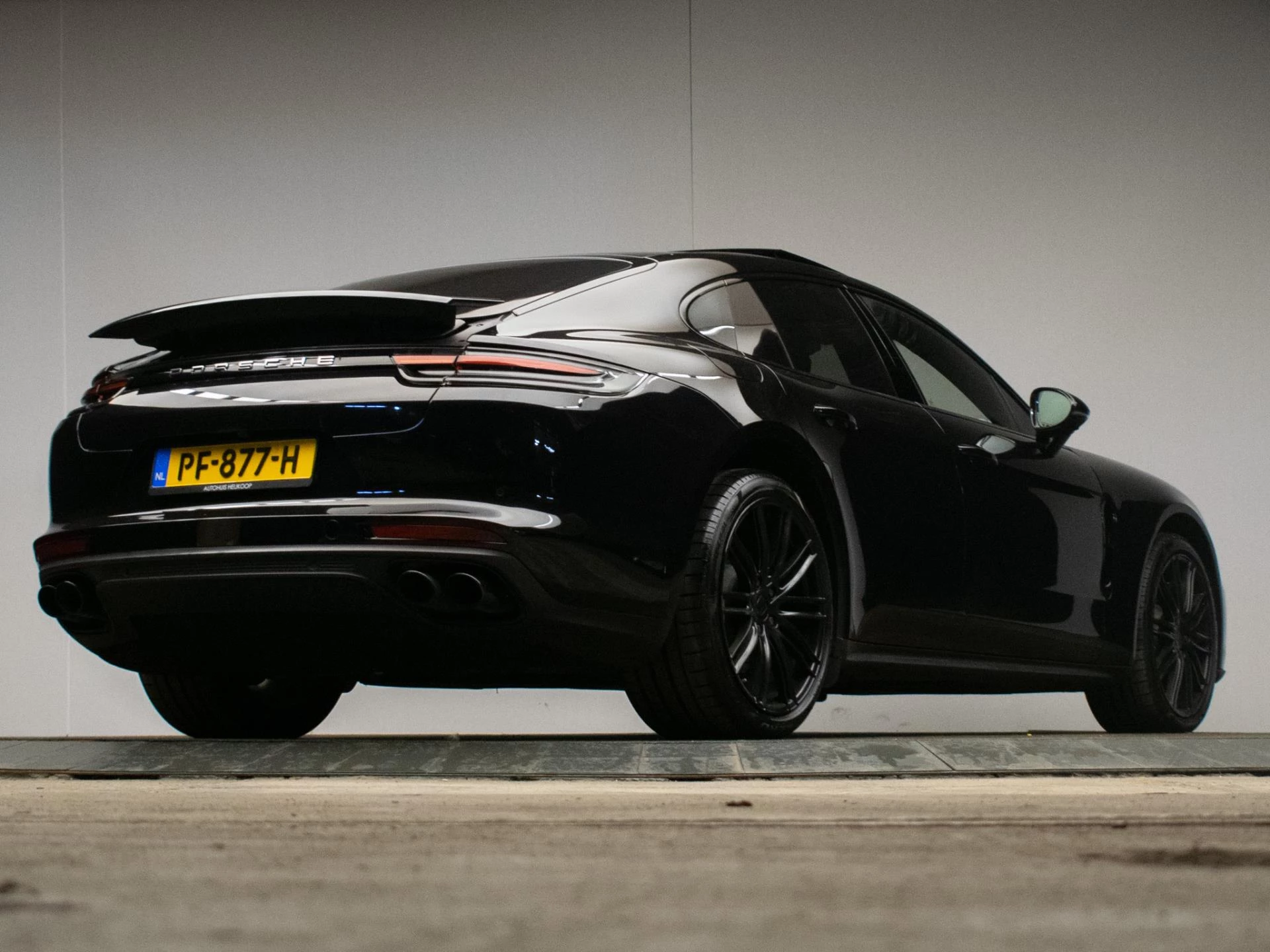 Hoofdafbeelding Porsche Panamera