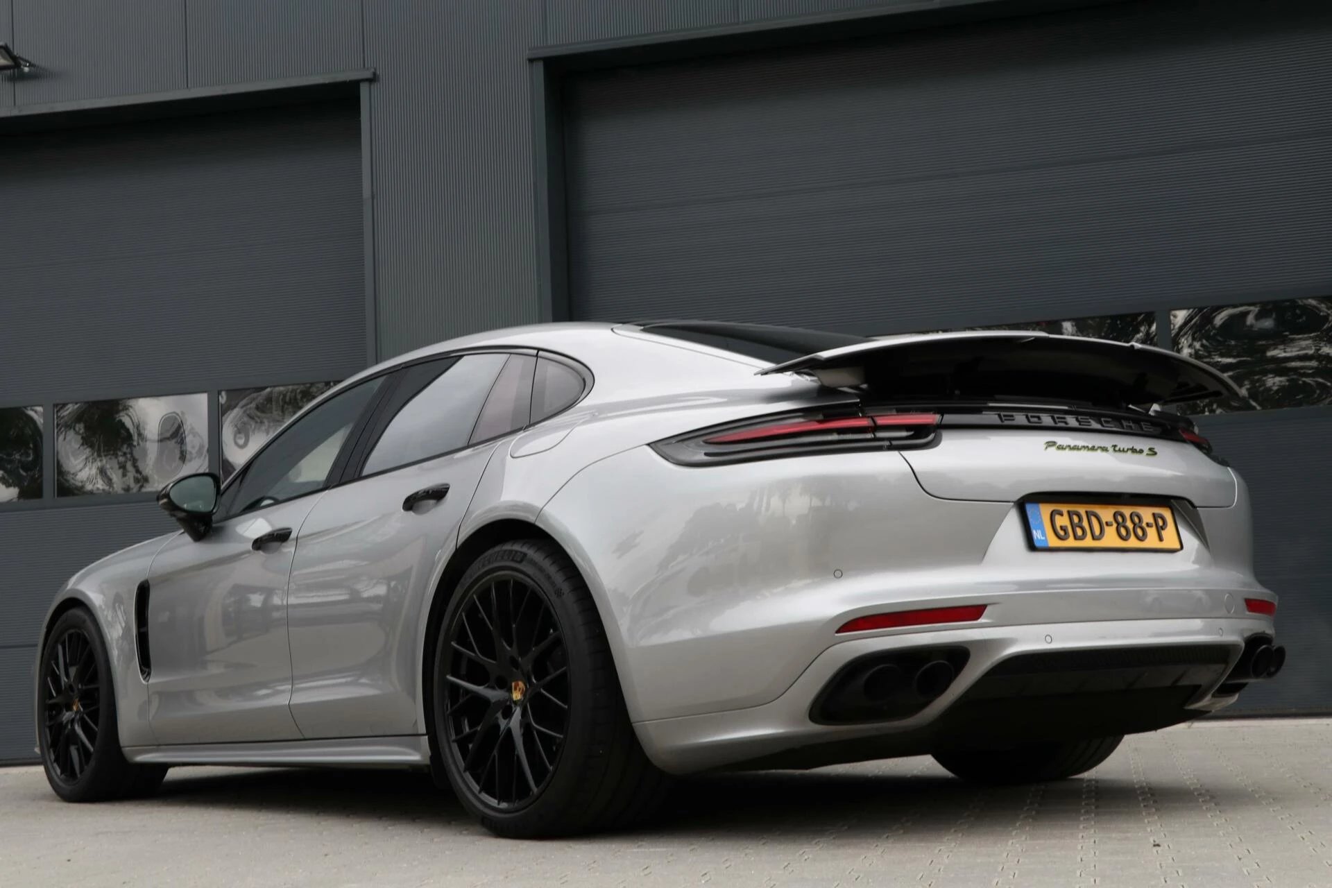 Hoofdafbeelding Porsche Panamera