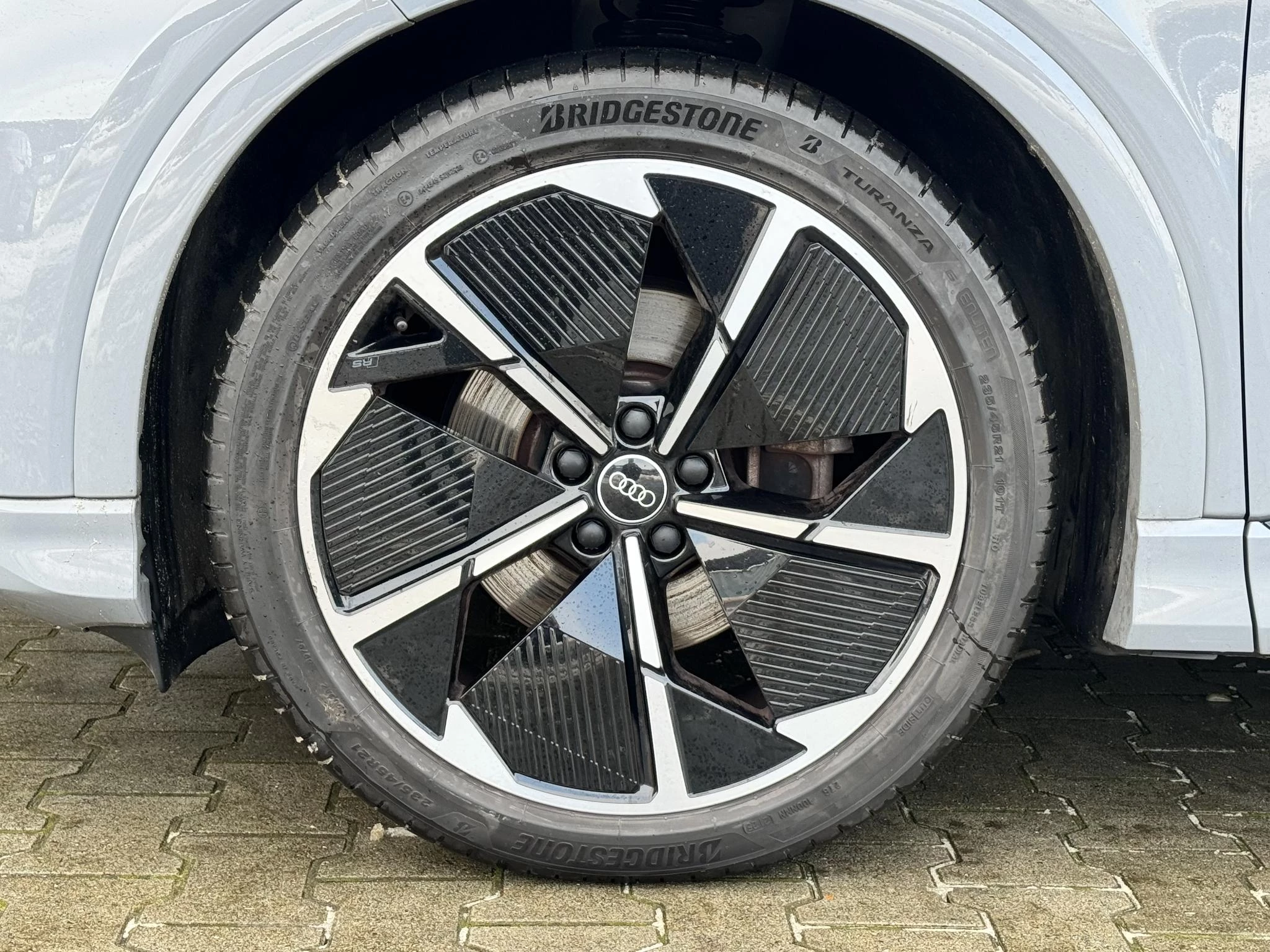 Hoofdafbeelding Audi Q4 e-tron