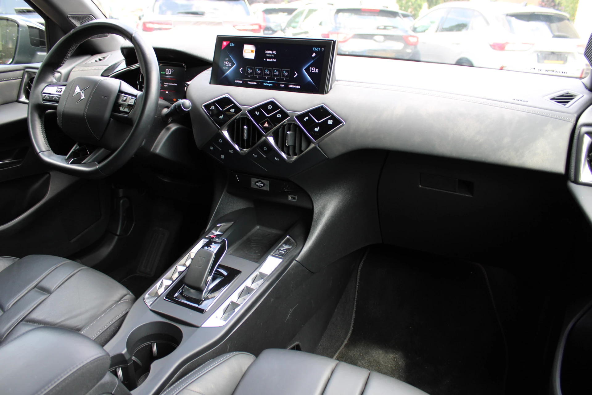 Hoofdafbeelding DS DS 3