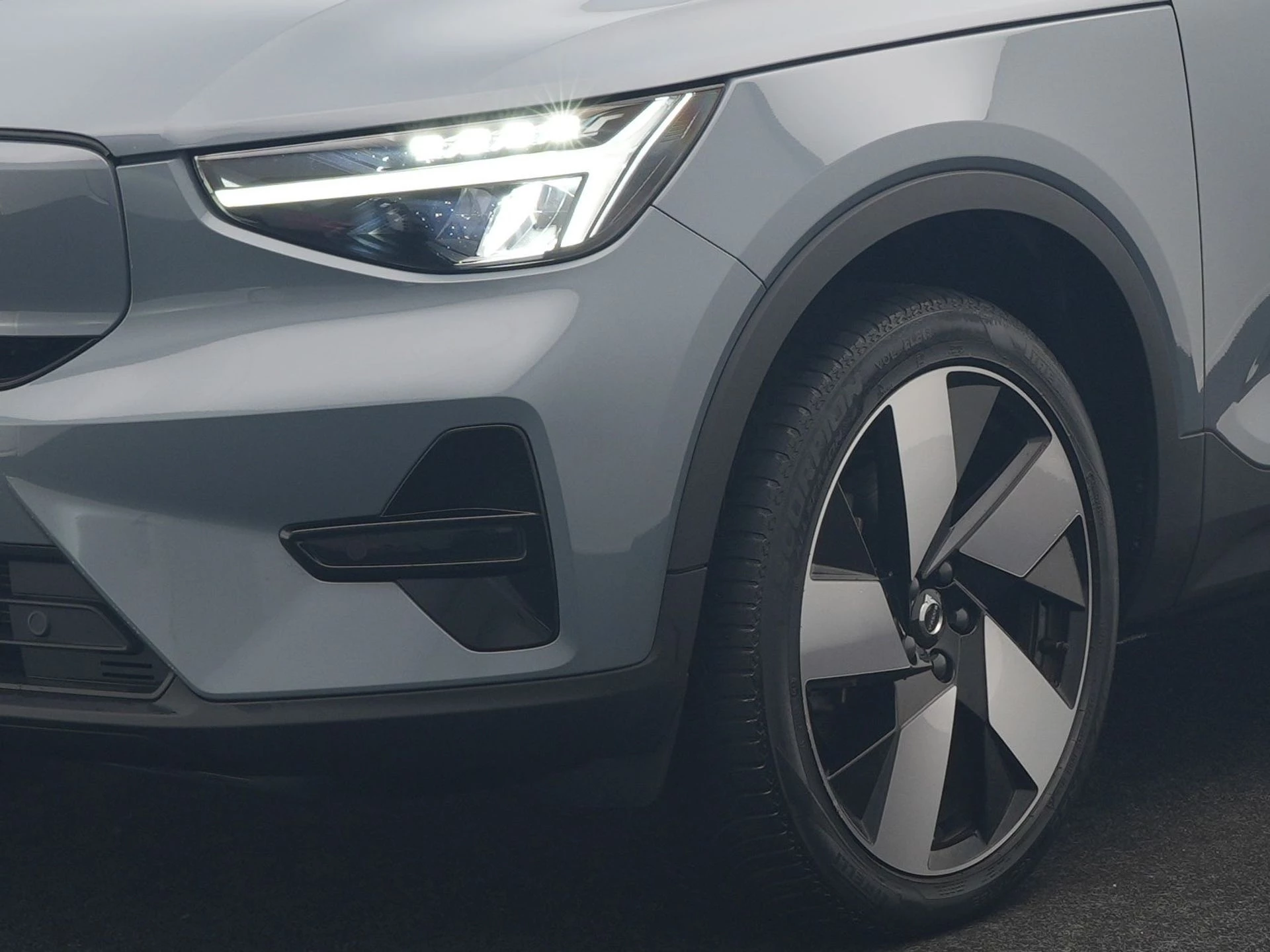 Hoofdafbeelding Volvo C40