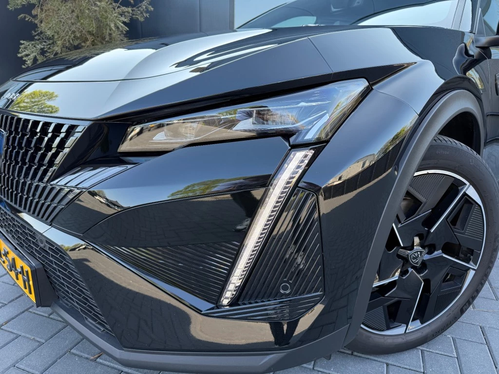 Hoofdafbeelding Peugeot 408