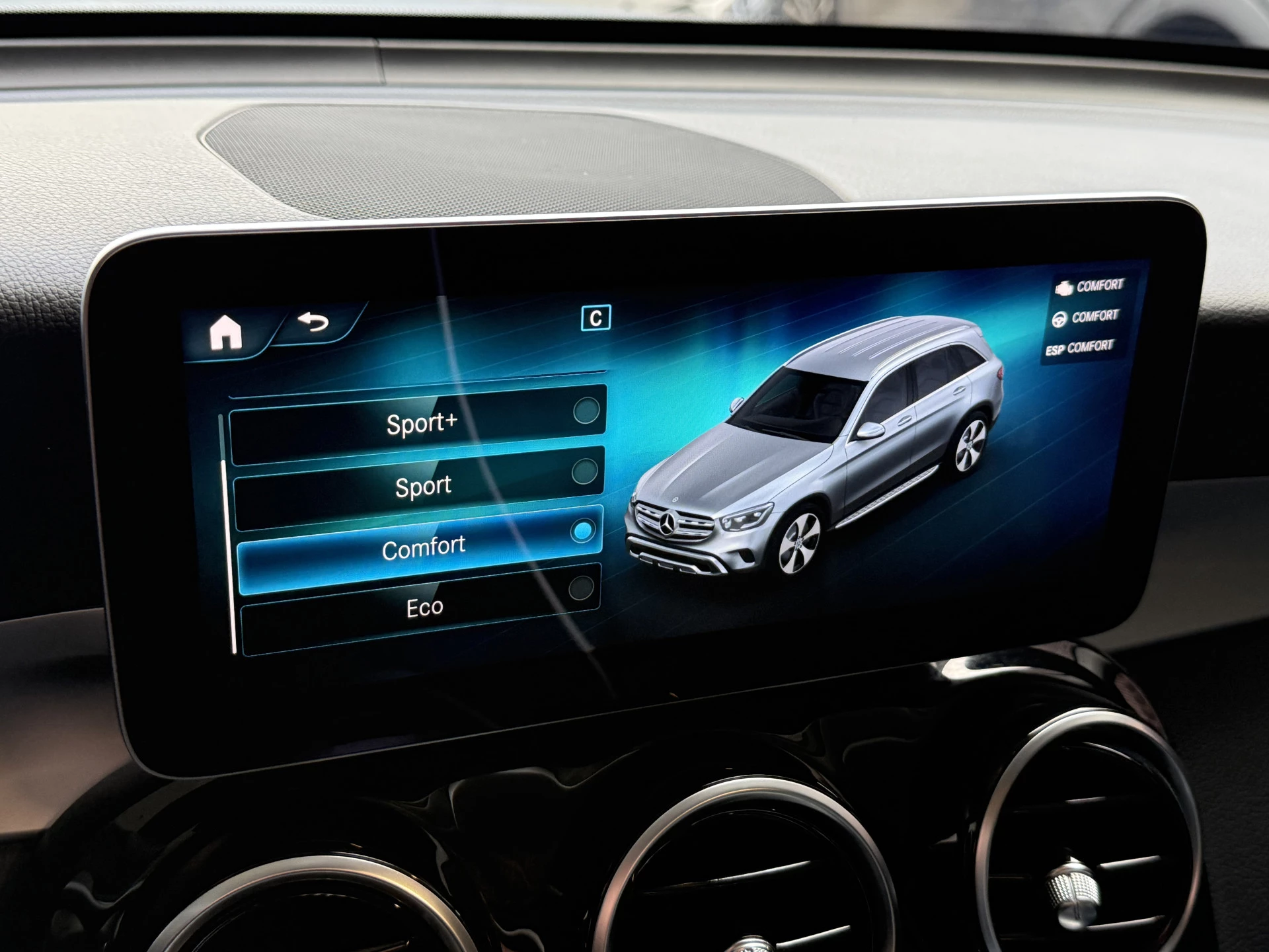 Hoofdafbeelding Mercedes-Benz GLC