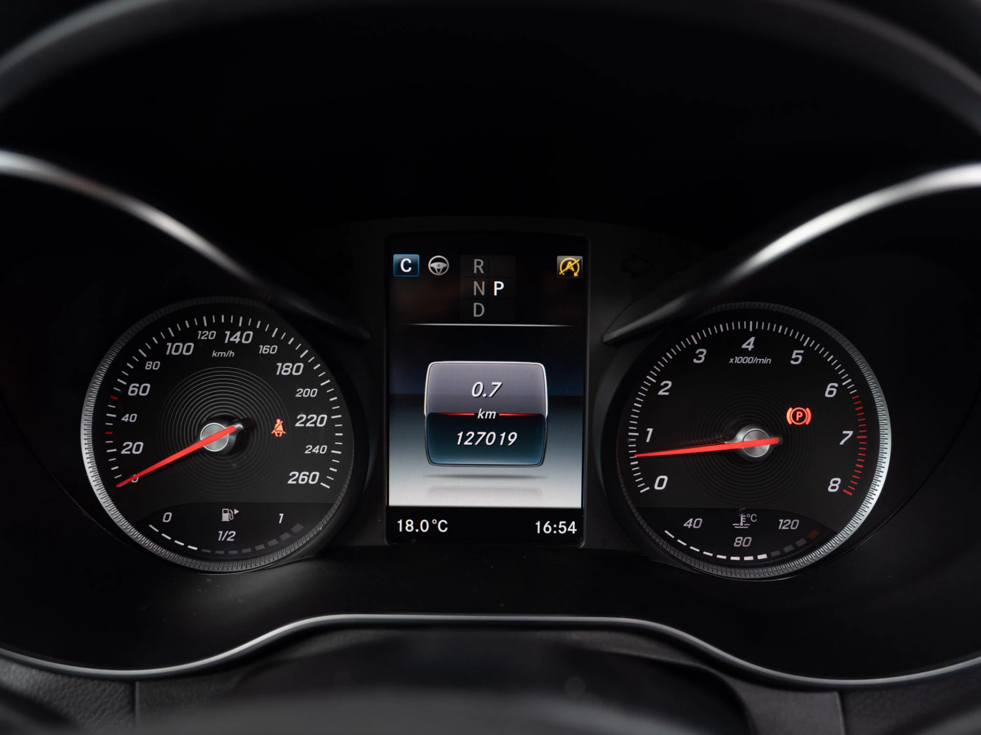 Hoofdafbeelding Mercedes-Benz GLC