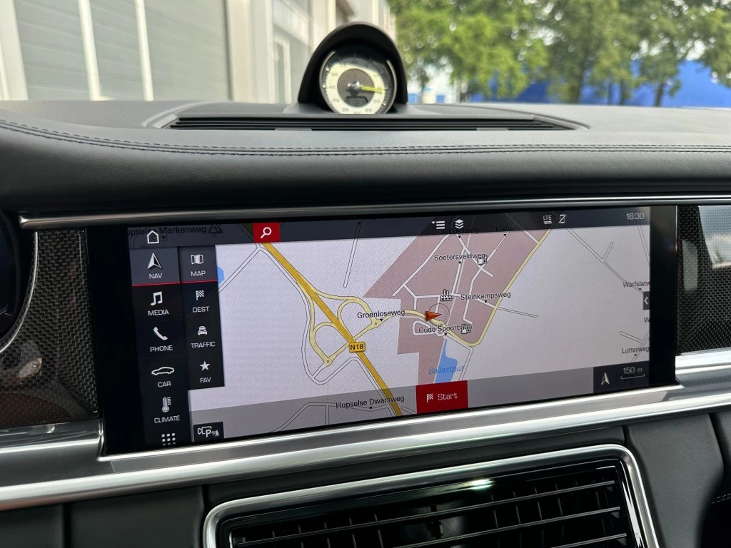 Hoofdafbeelding Porsche Panamera