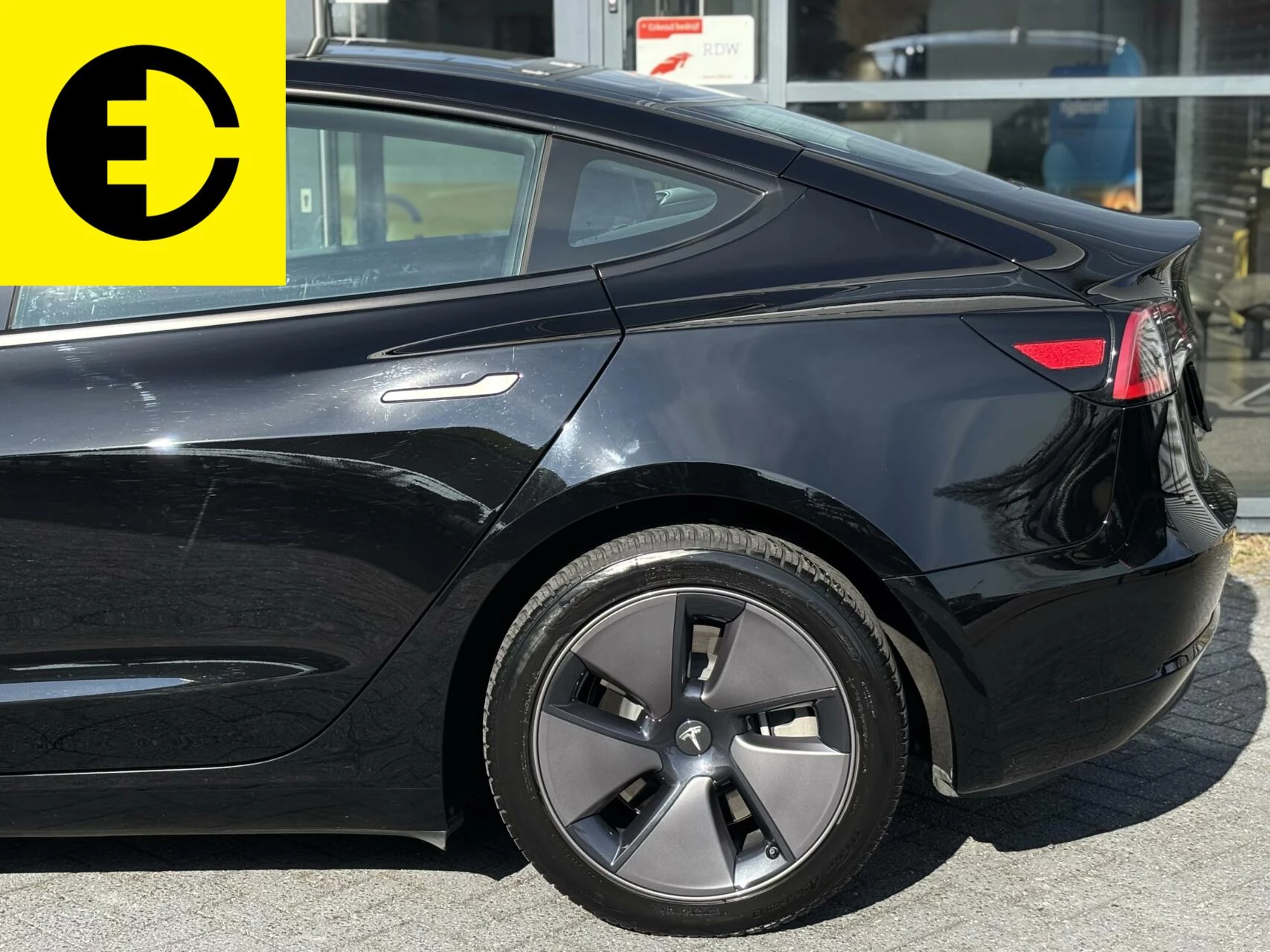 Hoofdafbeelding Tesla Model 3
