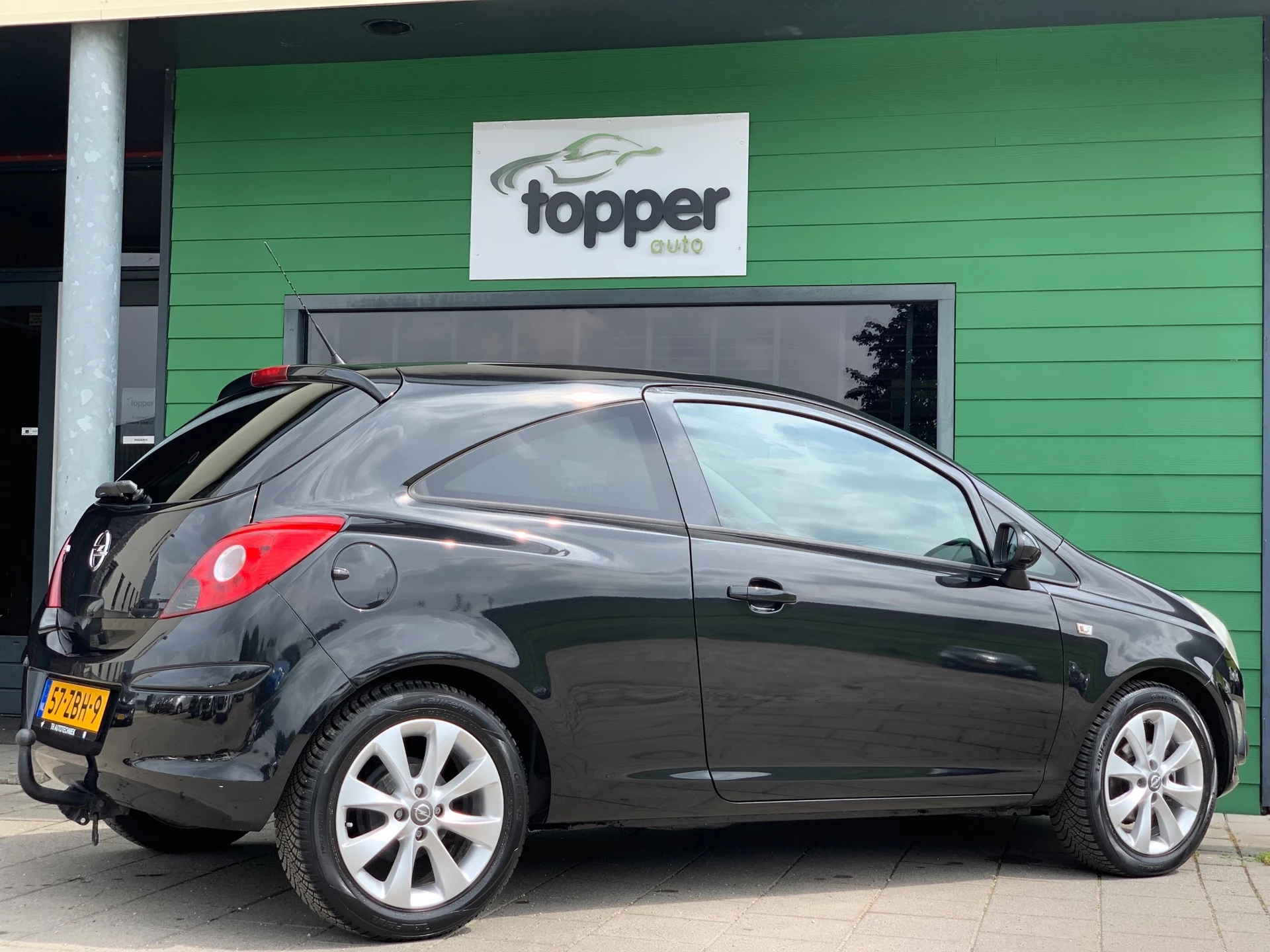 Hoofdafbeelding Opel Corsa