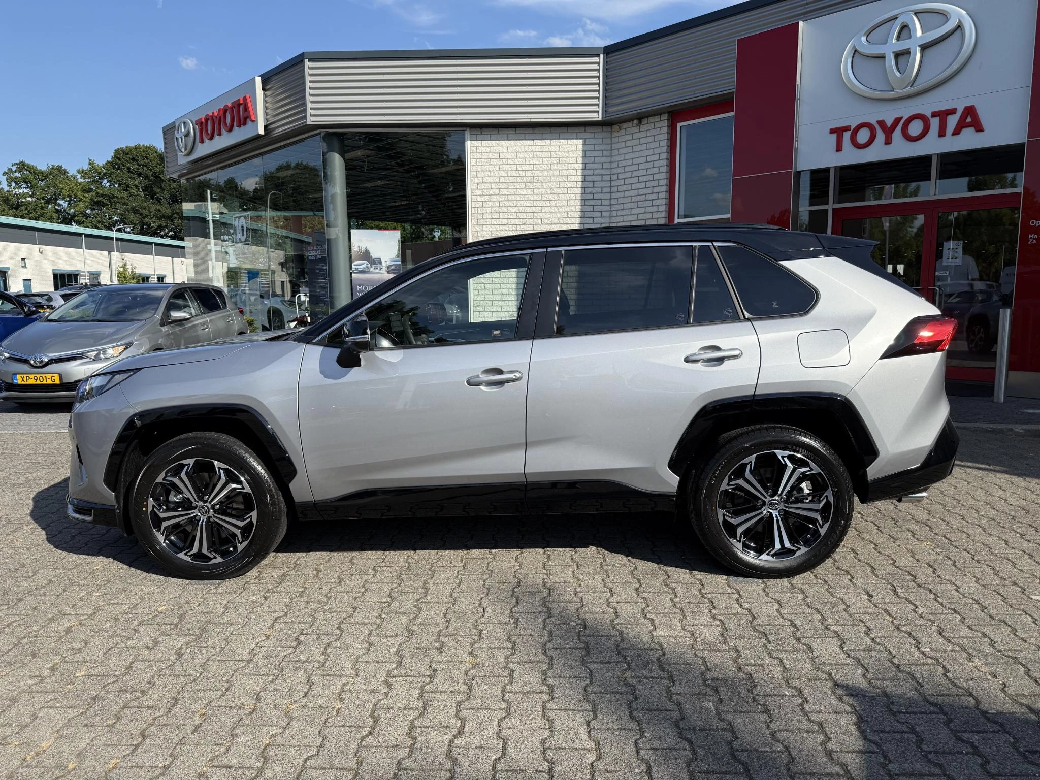 Hoofdafbeelding Toyota RAV4