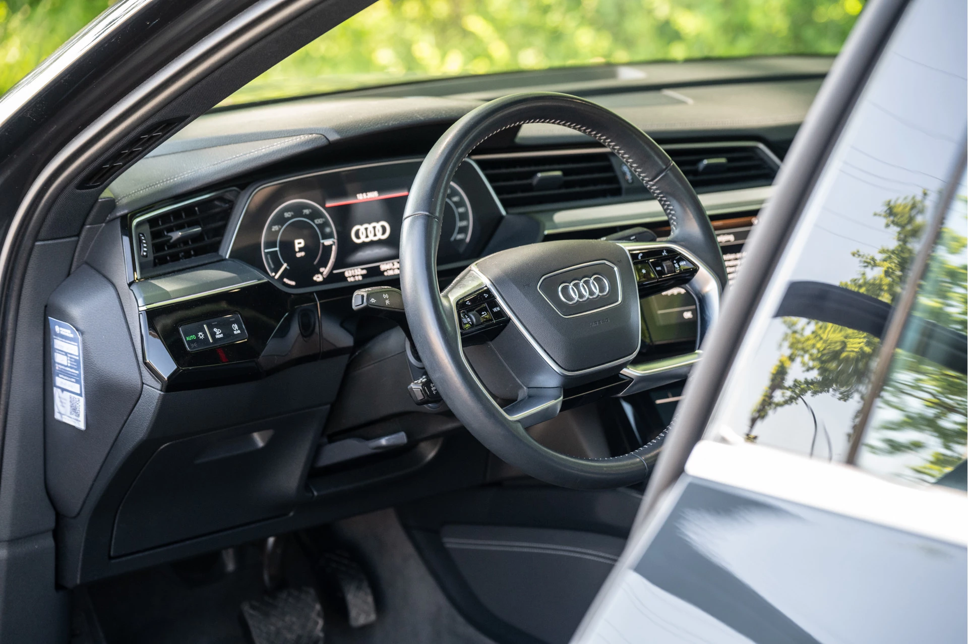 Hoofdafbeelding Audi e-tron