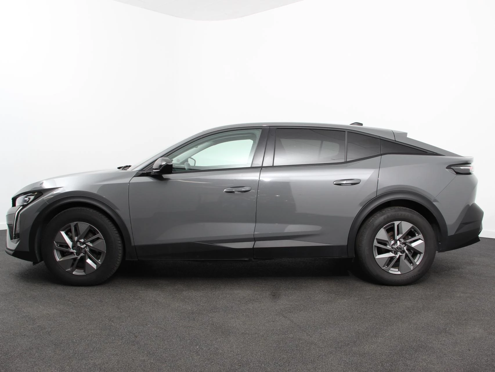 Hoofdafbeelding Peugeot 408