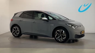 Hoofdafbeelding Volkswagen ID.3 Volkswagen ID.3 First Plus 58 kWh LED Camera Stoelverwarming Navigatie