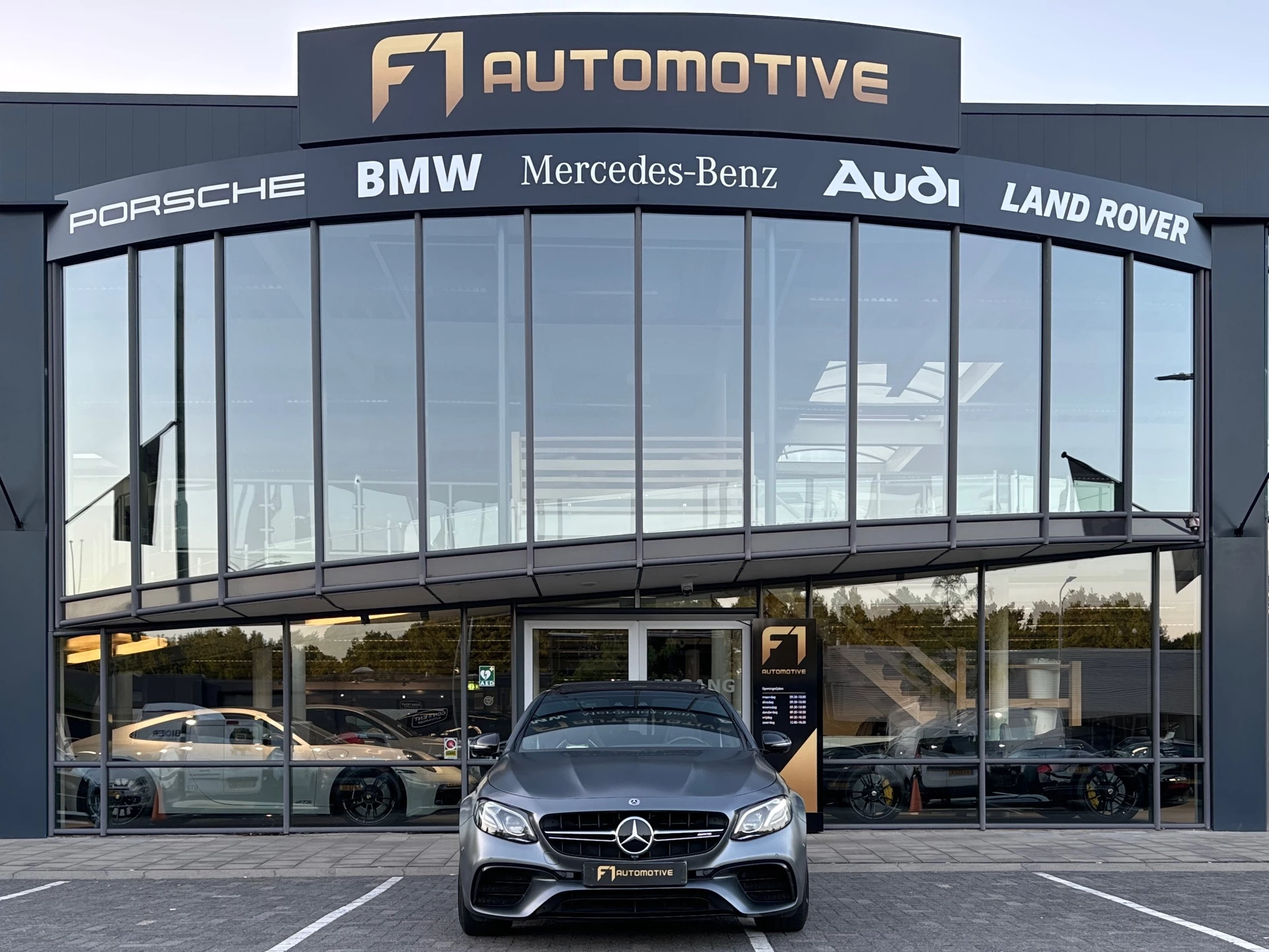 Hoofdafbeelding Mercedes-Benz E-Klasse
