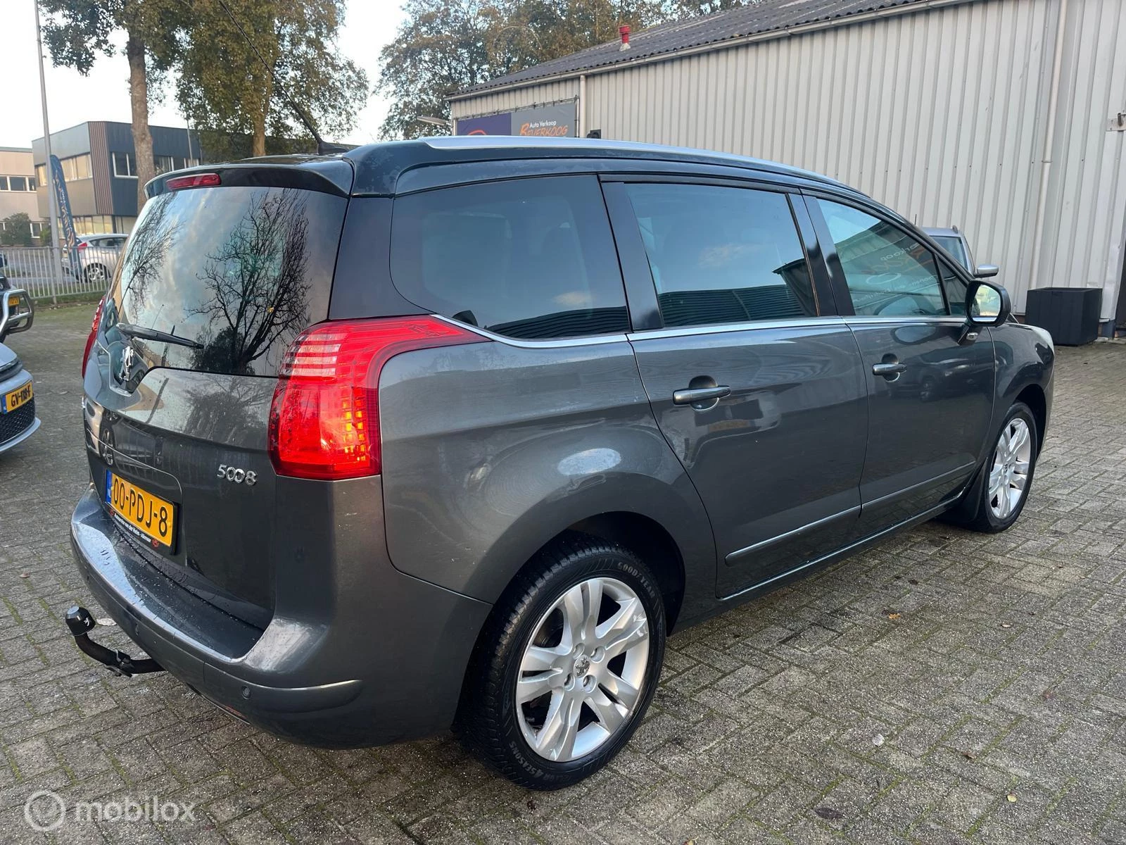 Hoofdafbeelding Peugeot 5008