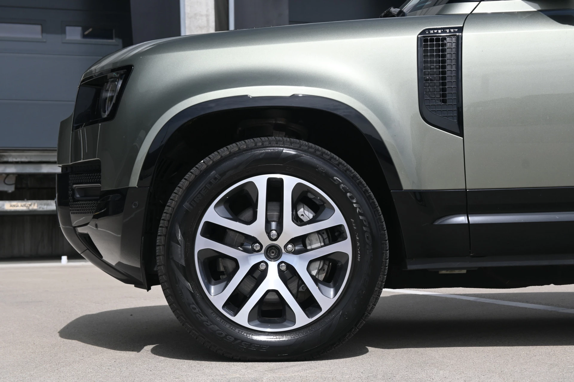 Hoofdafbeelding Land Rover Defender