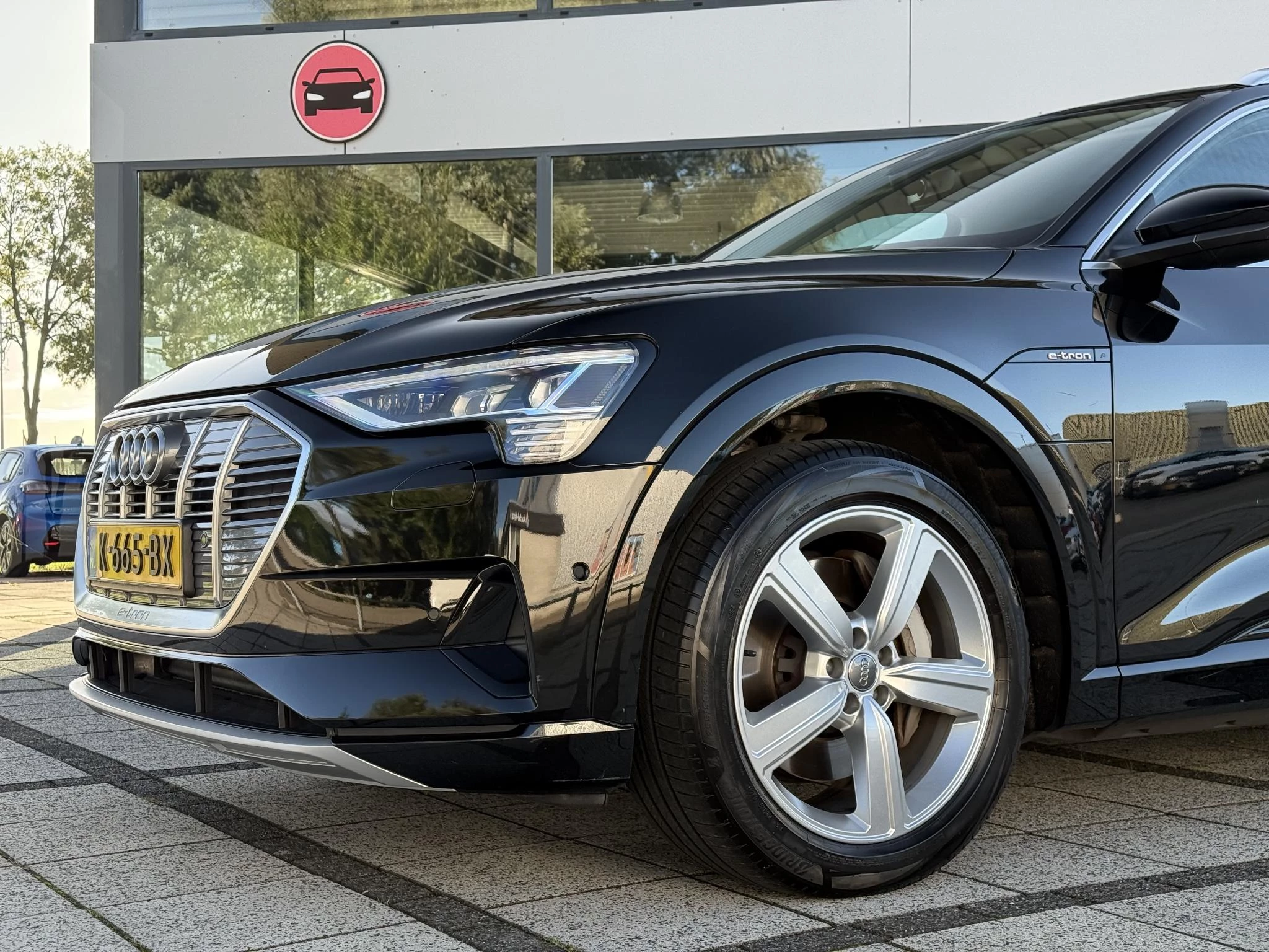 Hoofdafbeelding Audi e-tron