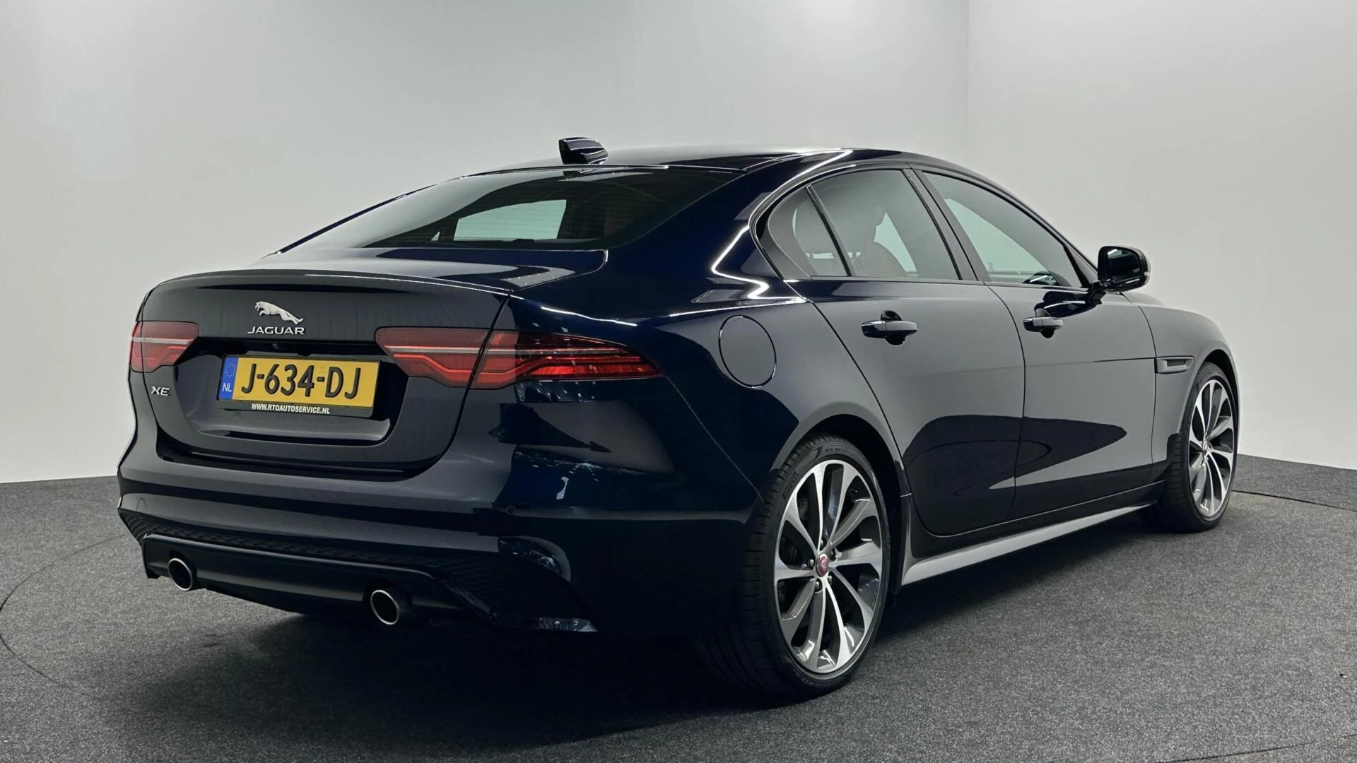 Hoofdafbeelding Jaguar XE