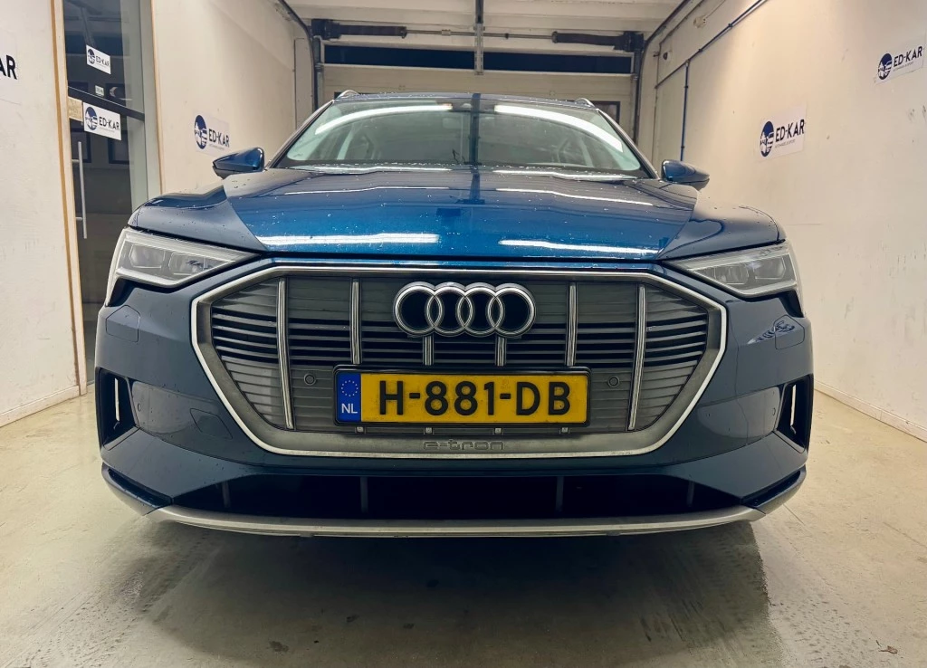 Hoofdafbeelding Audi e-tron